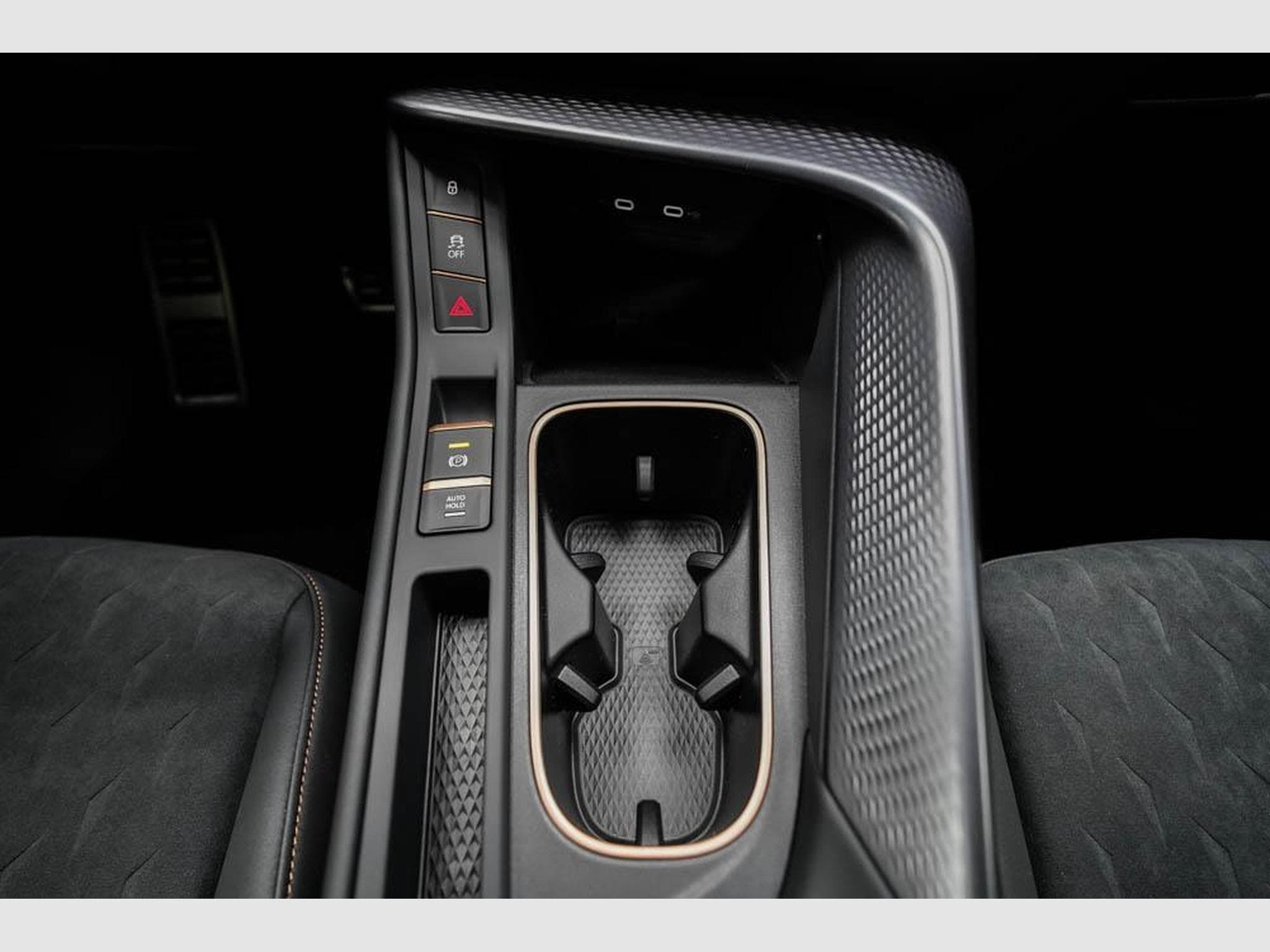 Cupra Terramar 1,5 eTSI DSG (2026) - Foto 13