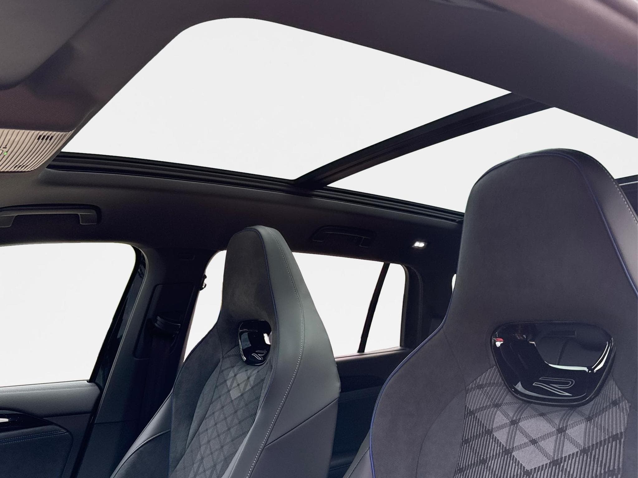 VW Tayron R-Line (2026) - Foto 19