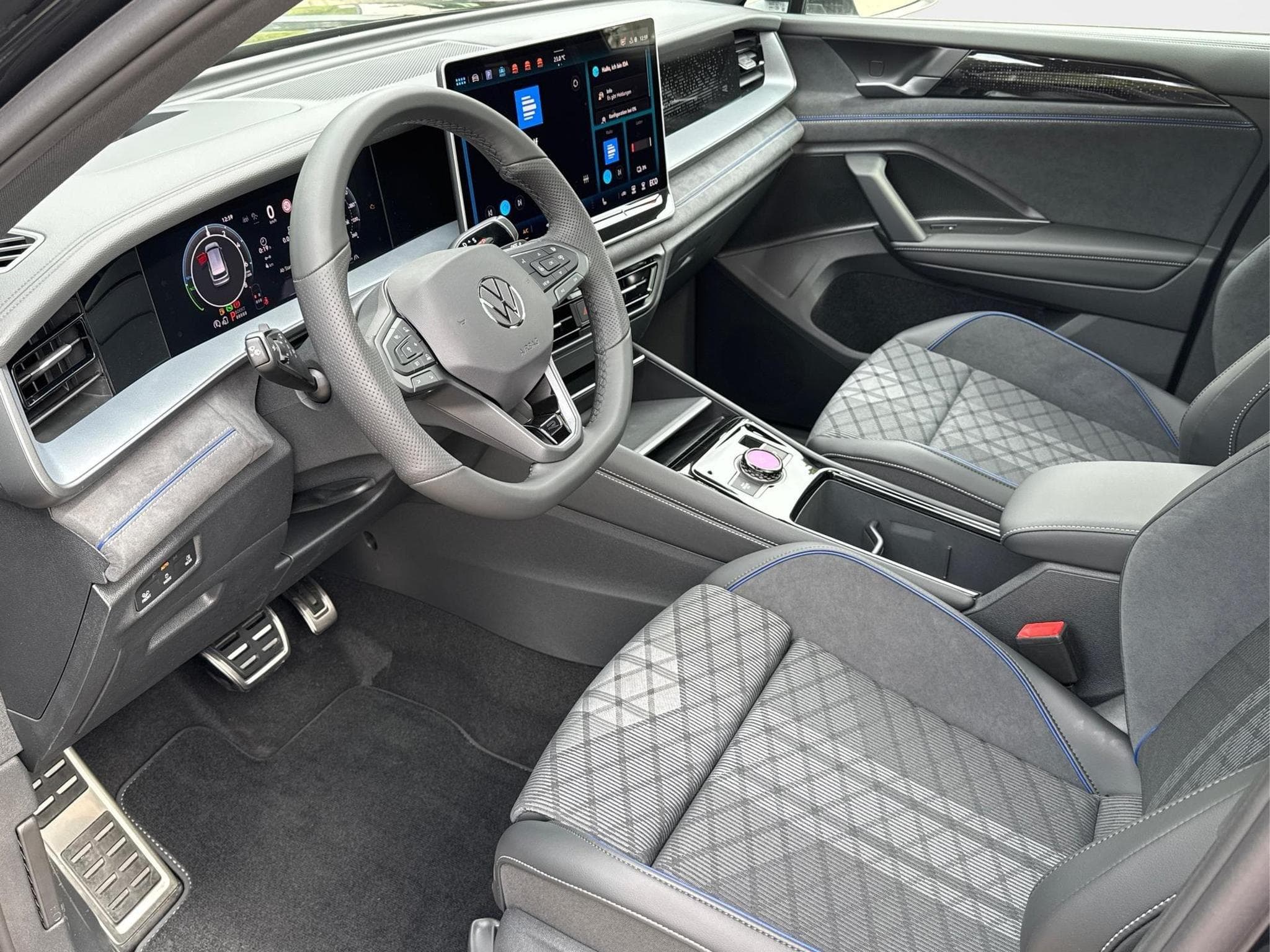 VW Tayron R-Line (2026) - Foto 8