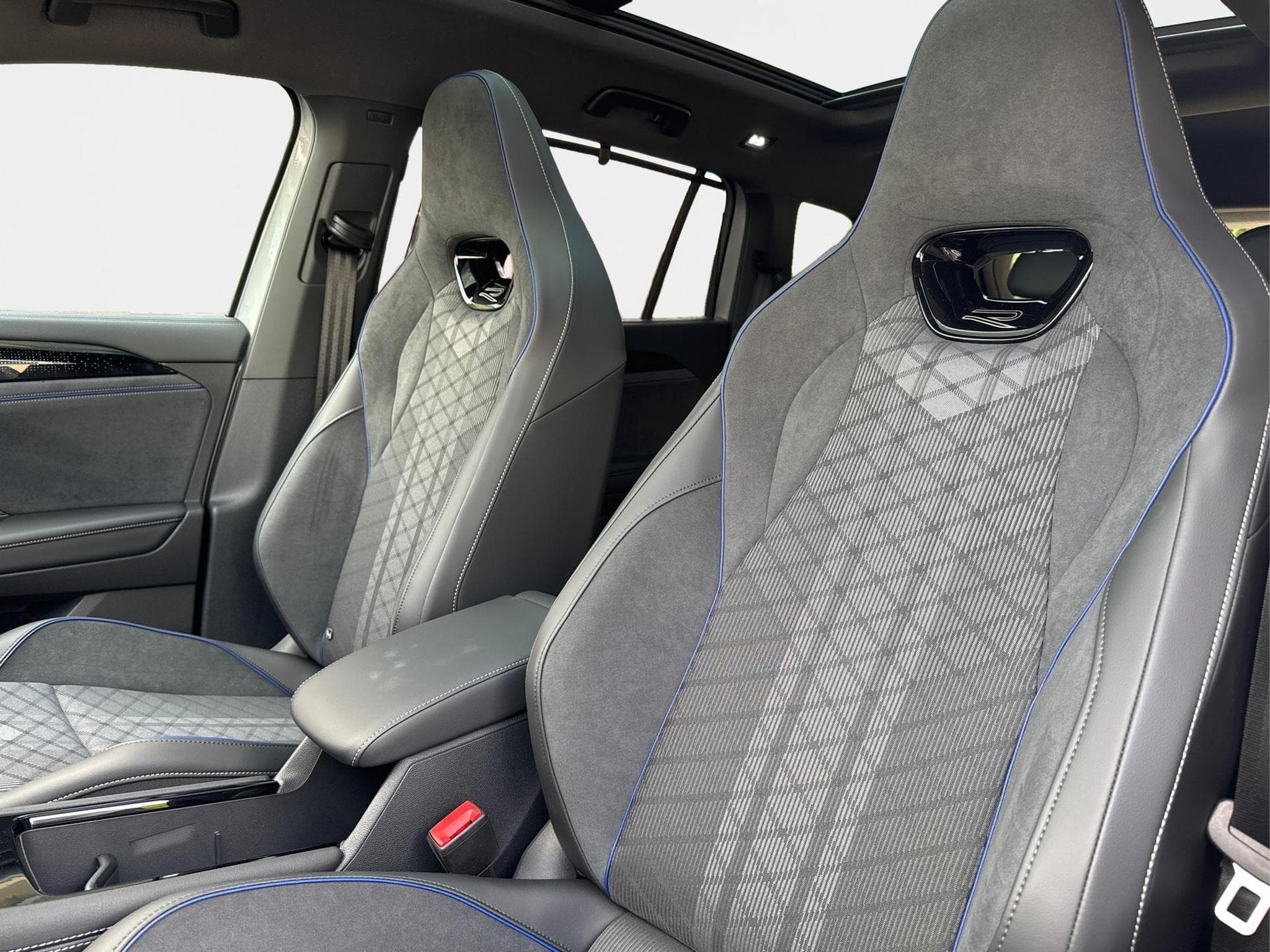 VW Tayron R-Line (2026) - Foto 22
