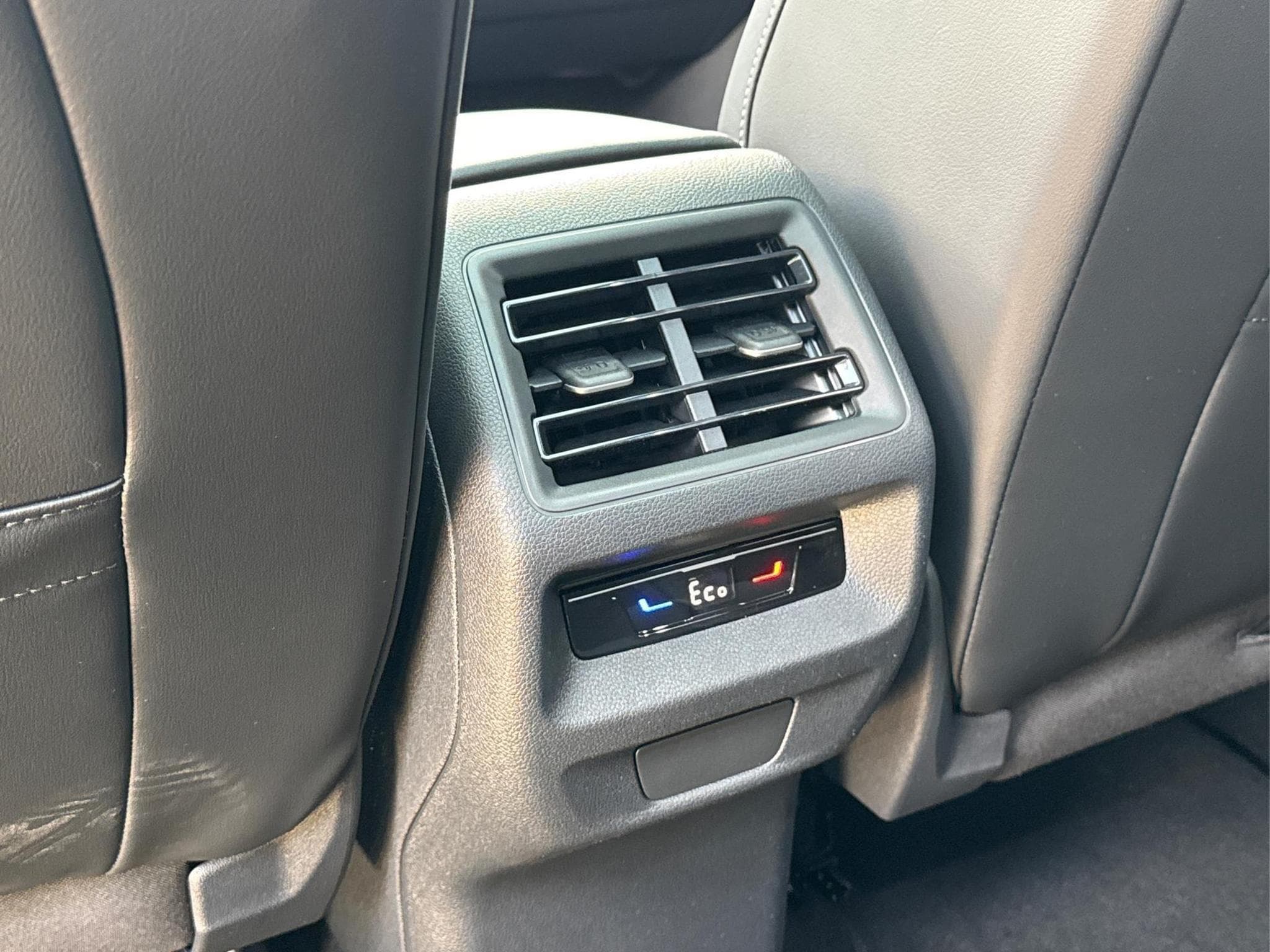 VW Tayron R-Line (2026) - Foto 24