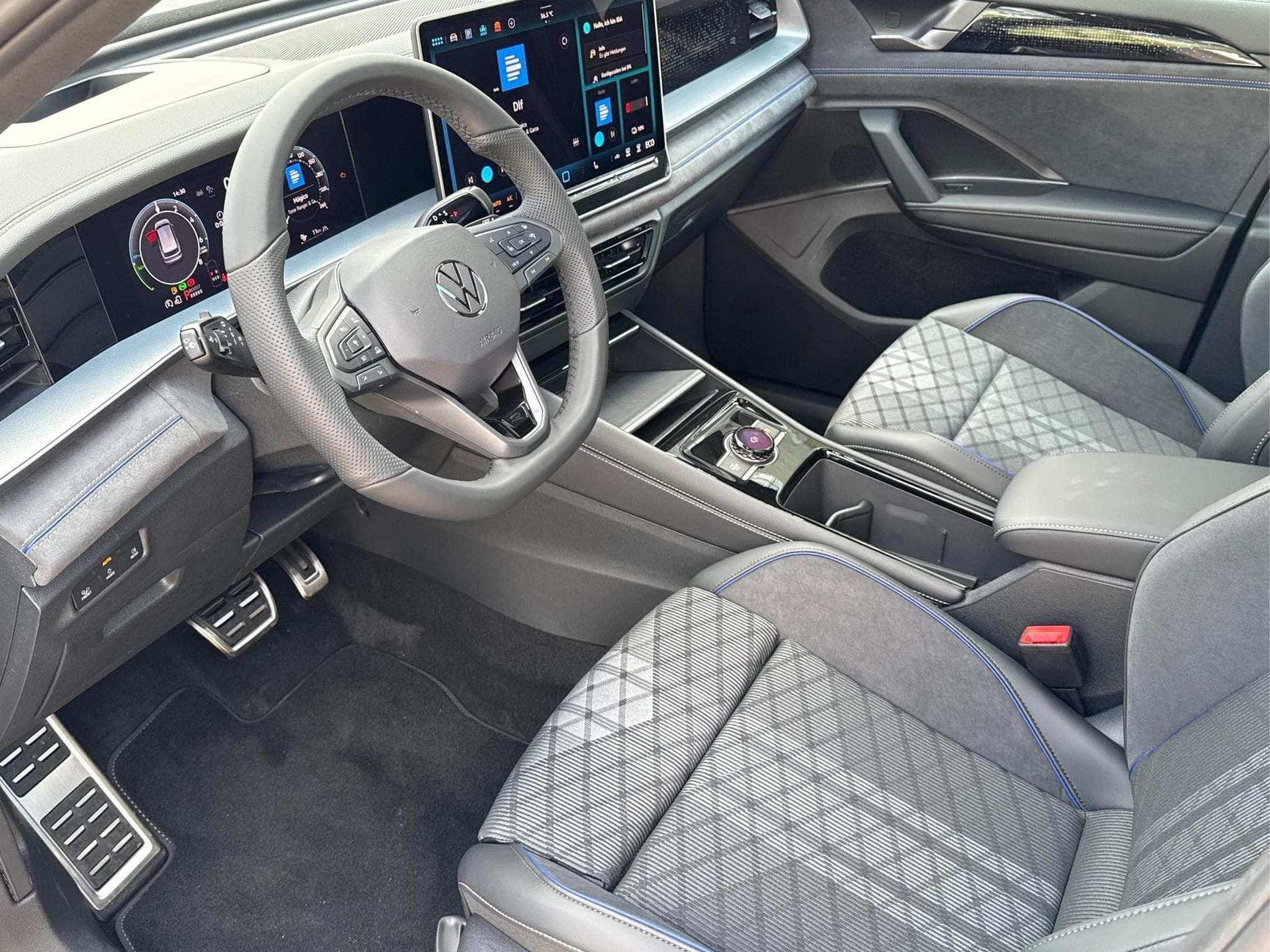 VW Tayron R-Line (2026) - Foto 9