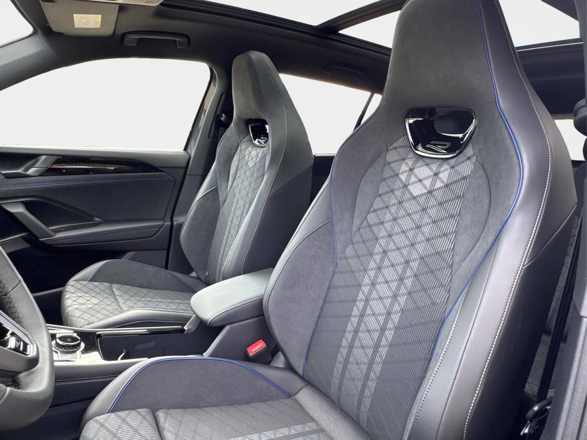 VW Tayron R-Line (2026) - Foto 20