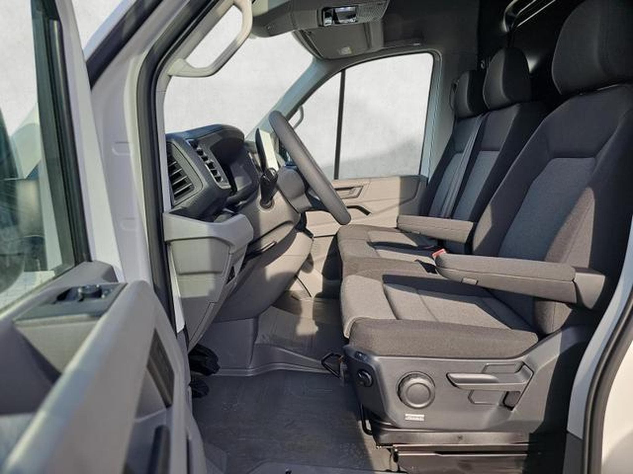 VW Crafter Kasten 35 mittellang FWD (2026) - Foto 9