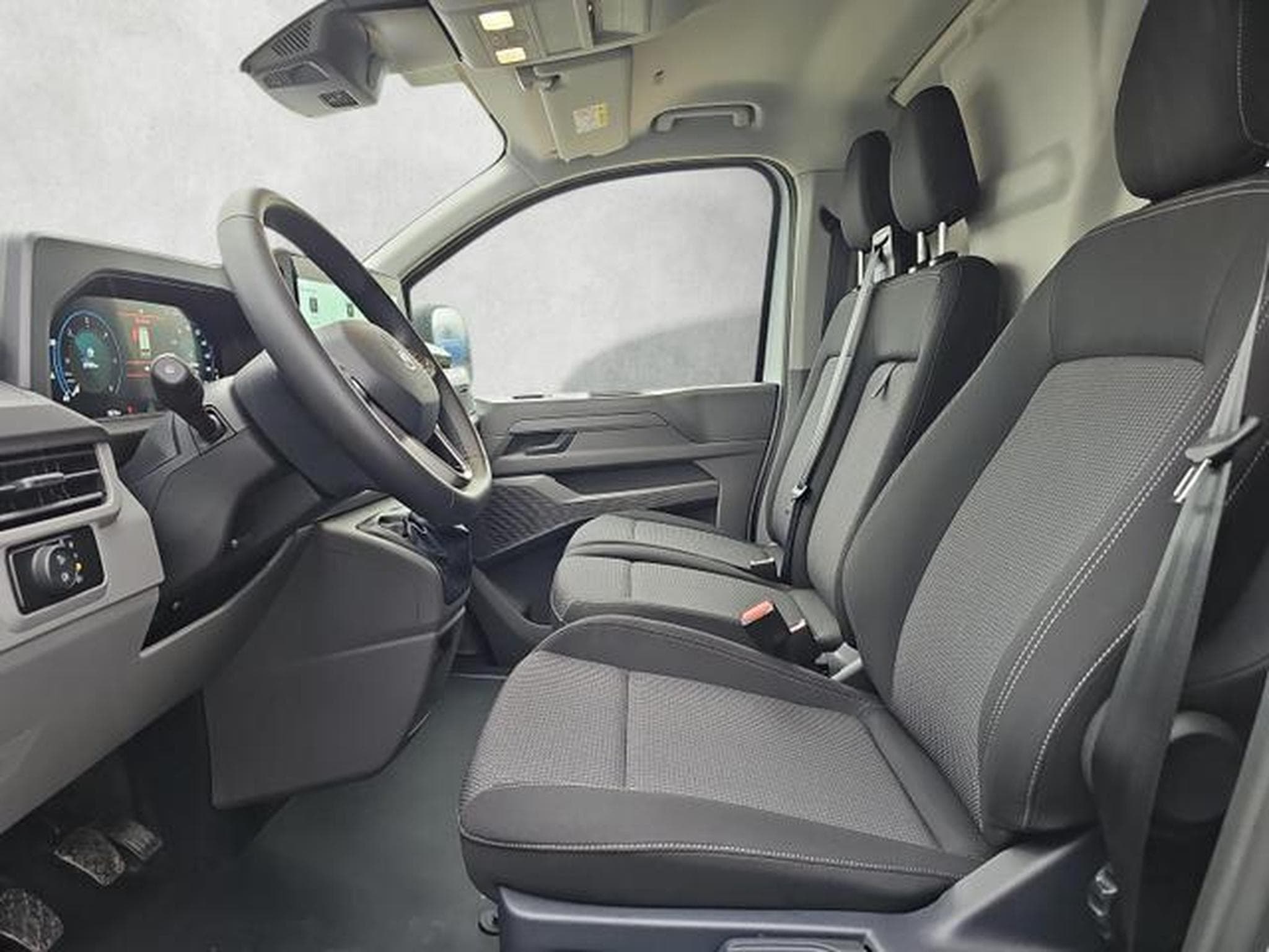 VW T7 Transporter Kaste 2.0 TDI 81 kW KR (2025) - Foto 9