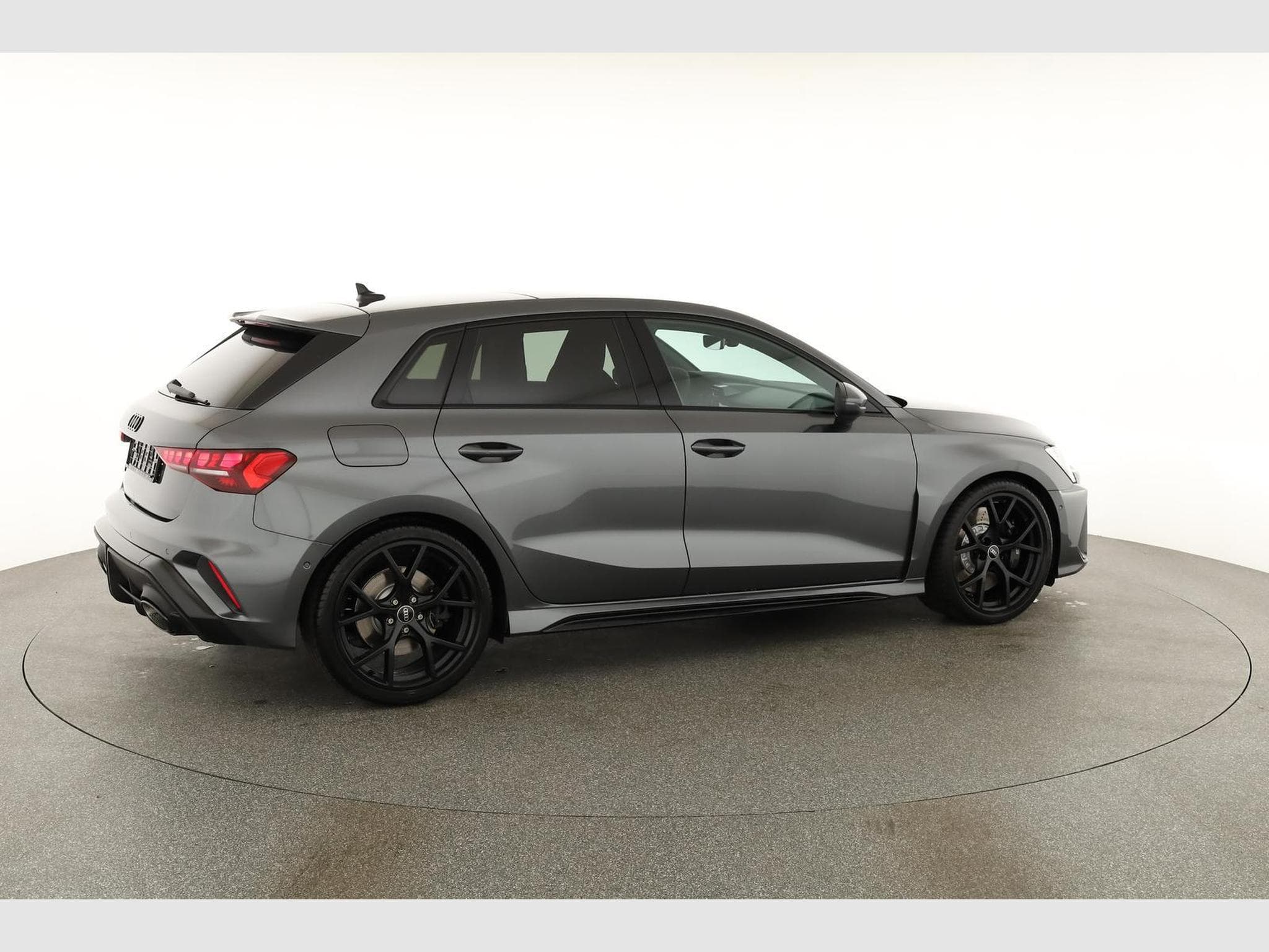 Audi RS3 Sportback 2.5 294 kW TFSI quattro (2026) - Photo 21
