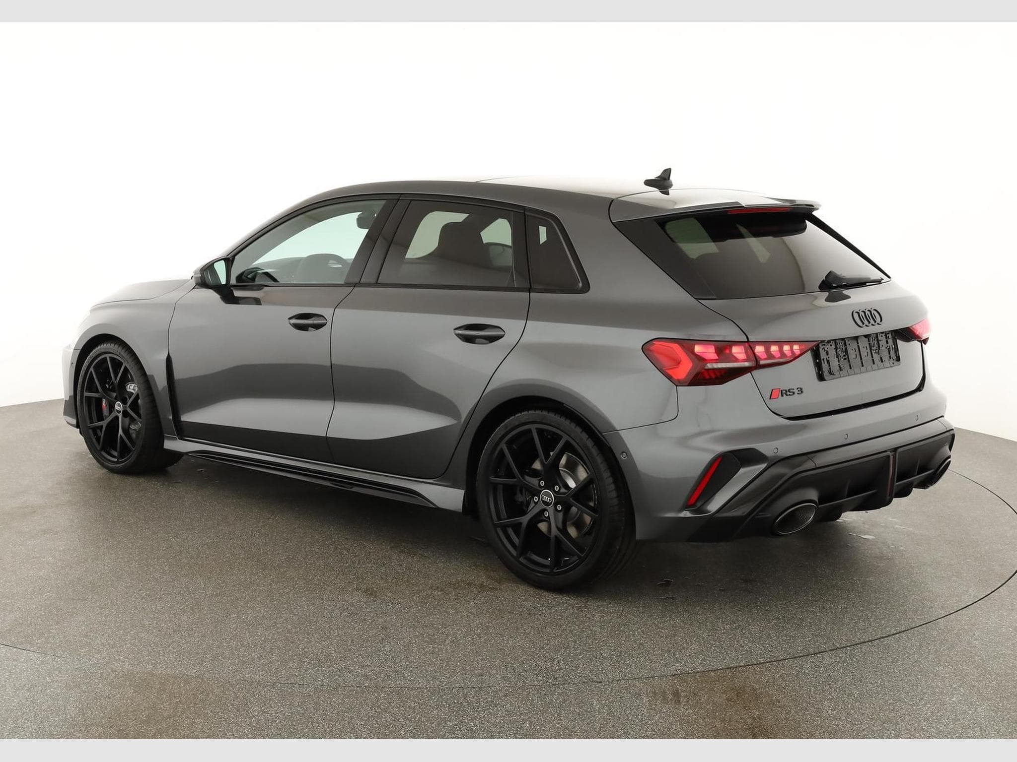 Audi RS3 Sportback 2.5 294 kW TFSI quattro (2026) - Photo 3