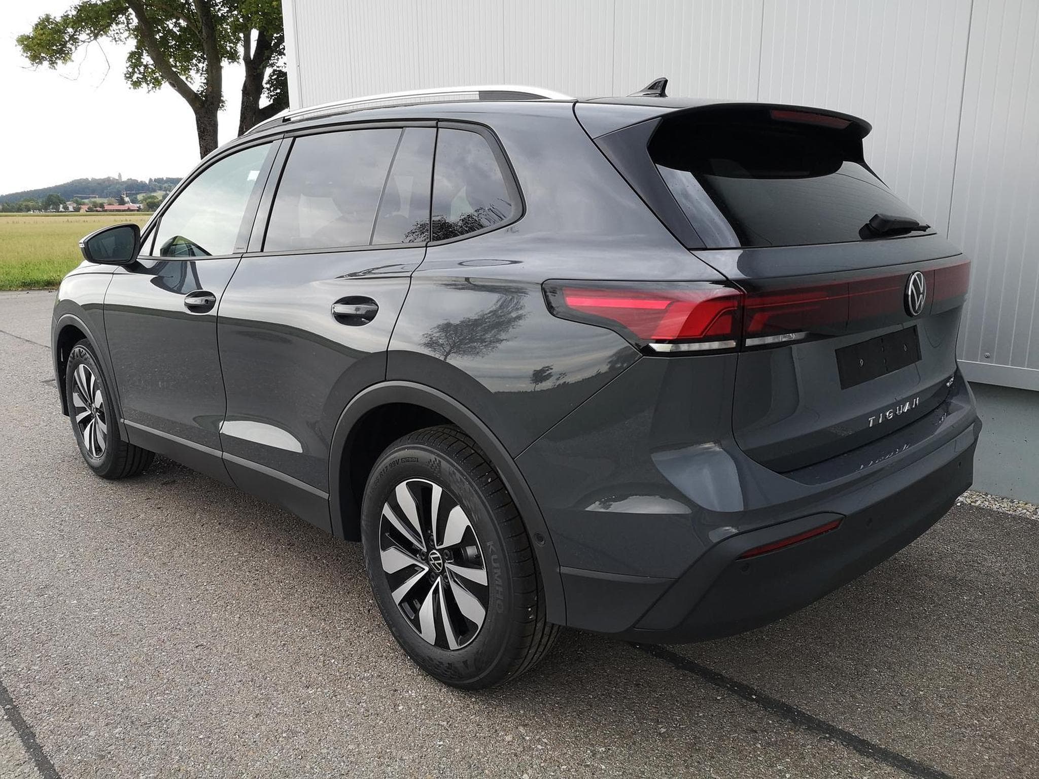 VW Tiguan 1.5 eTSI 110 kW Life (2026) - Photo 2