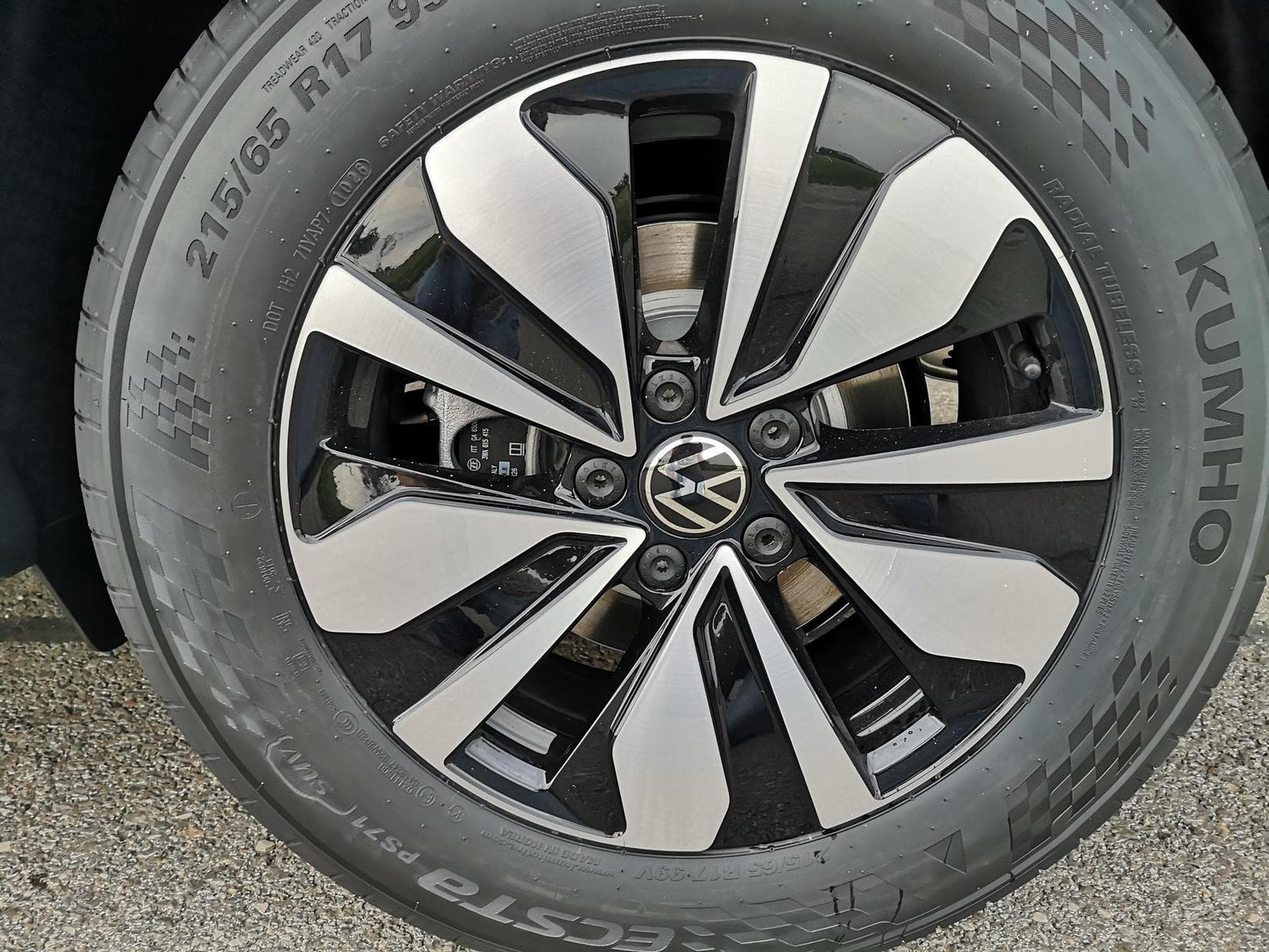 VW Tiguan 1.5 eTSI 110 kW Life (2026) - Photo 4