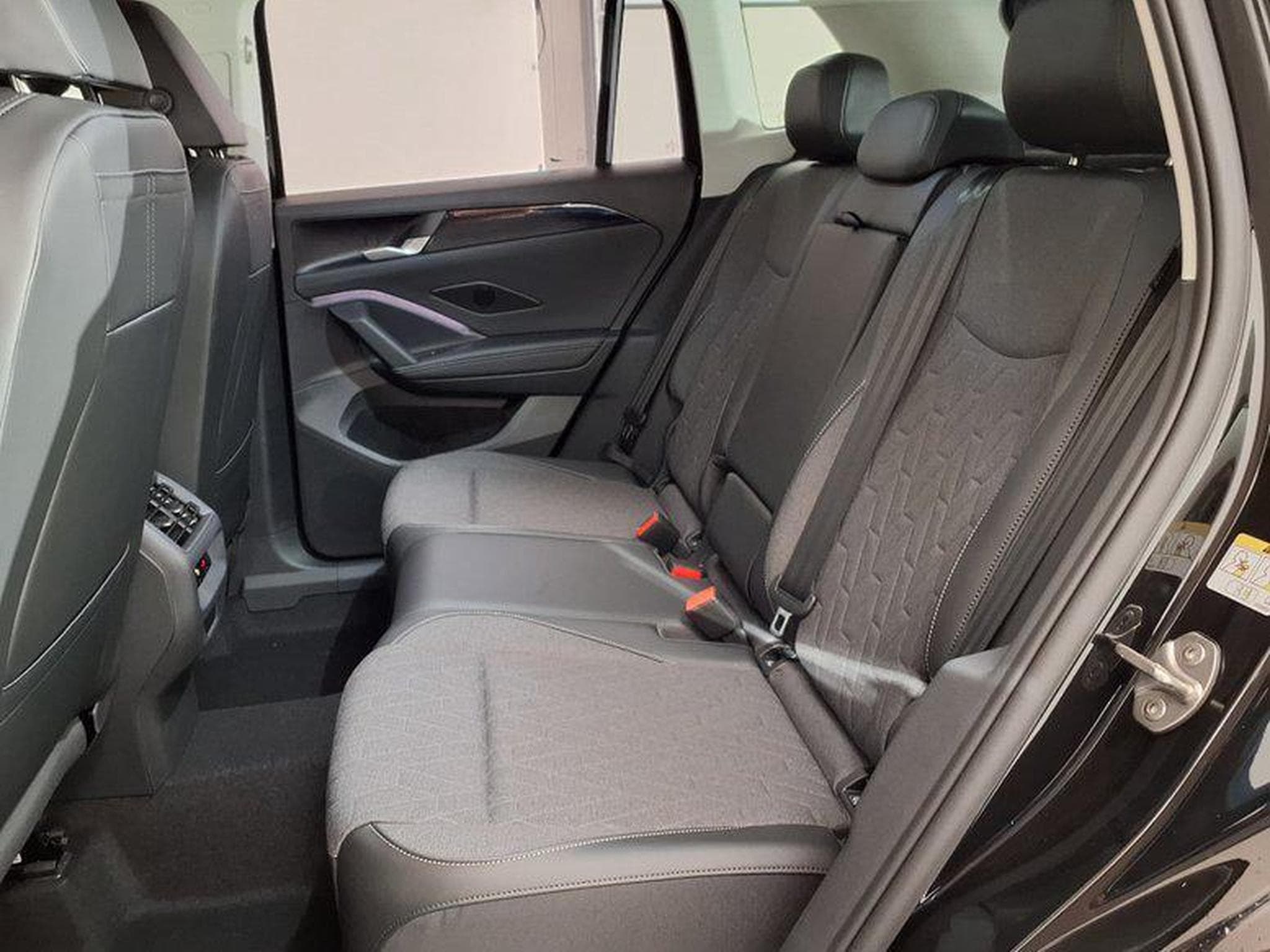 VW Tiguan Prime 1.5 eTSI 7-Gang-DSG (2026) - Photo 10