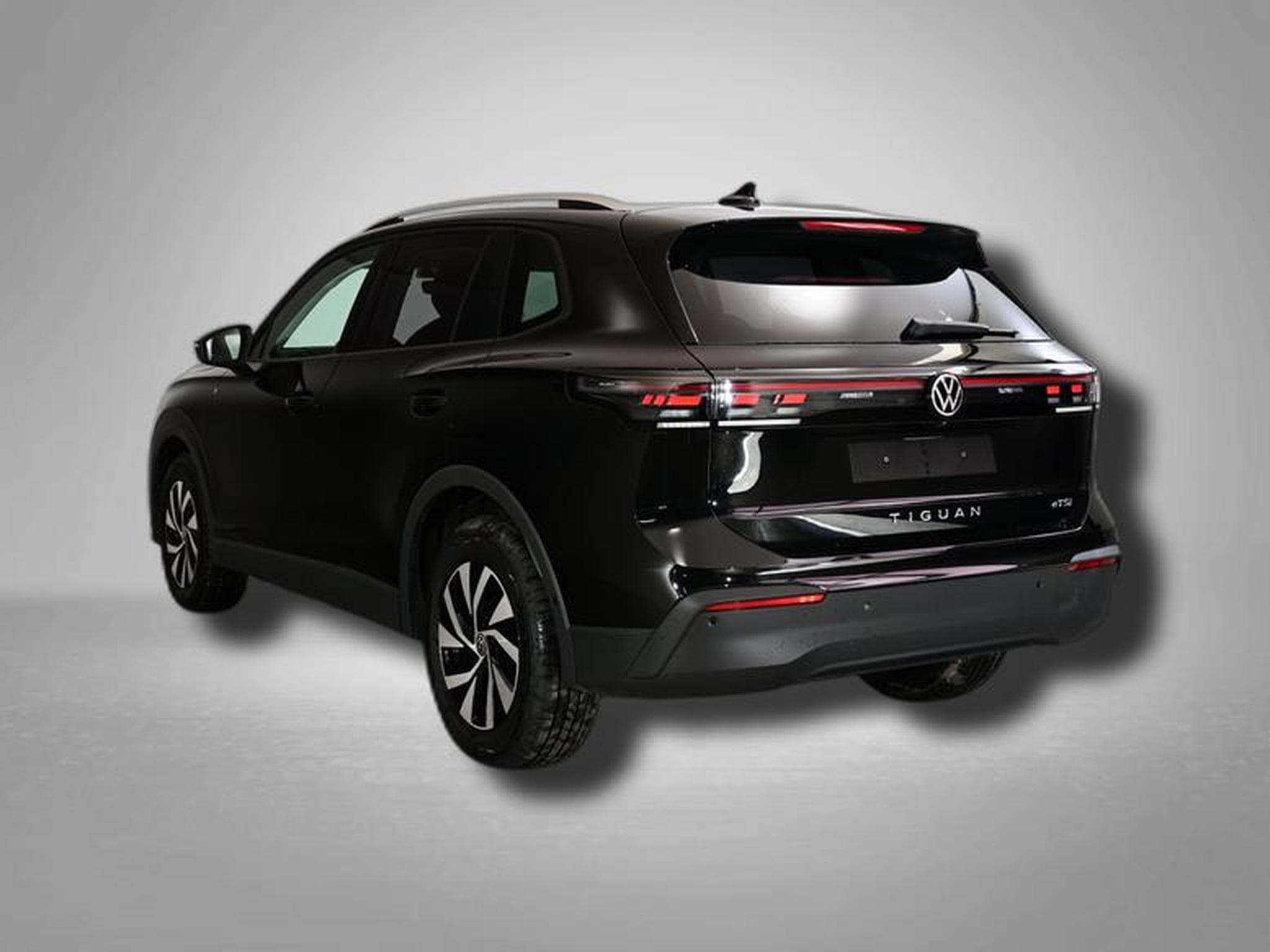 VW Tiguan Prime 1.5 eTSI 7-Gang-DSG (2026) - Photo 3