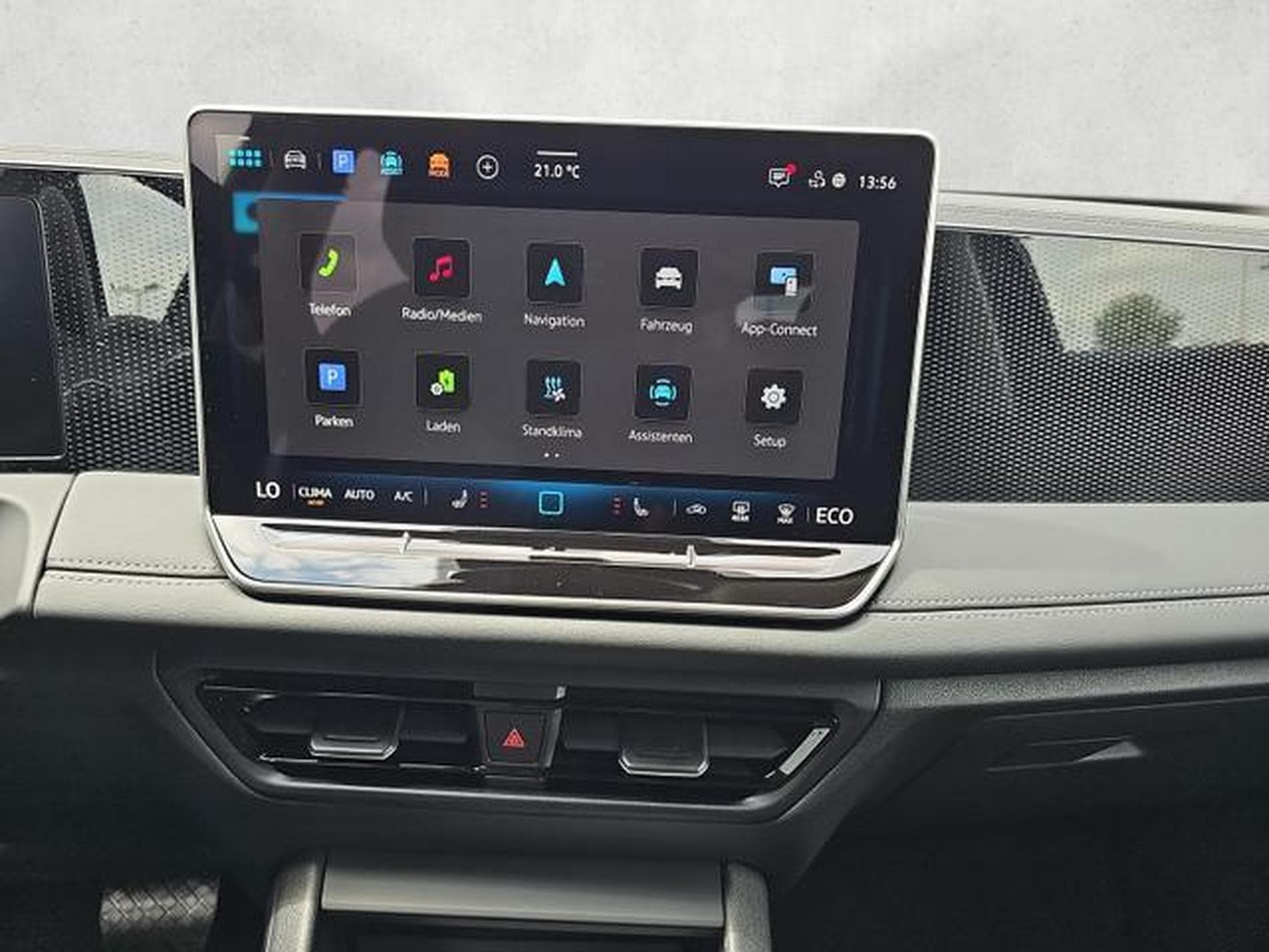 VW Tiguan 1.5 TSI eHybrid 150 kW Life (2026) - Photo 12