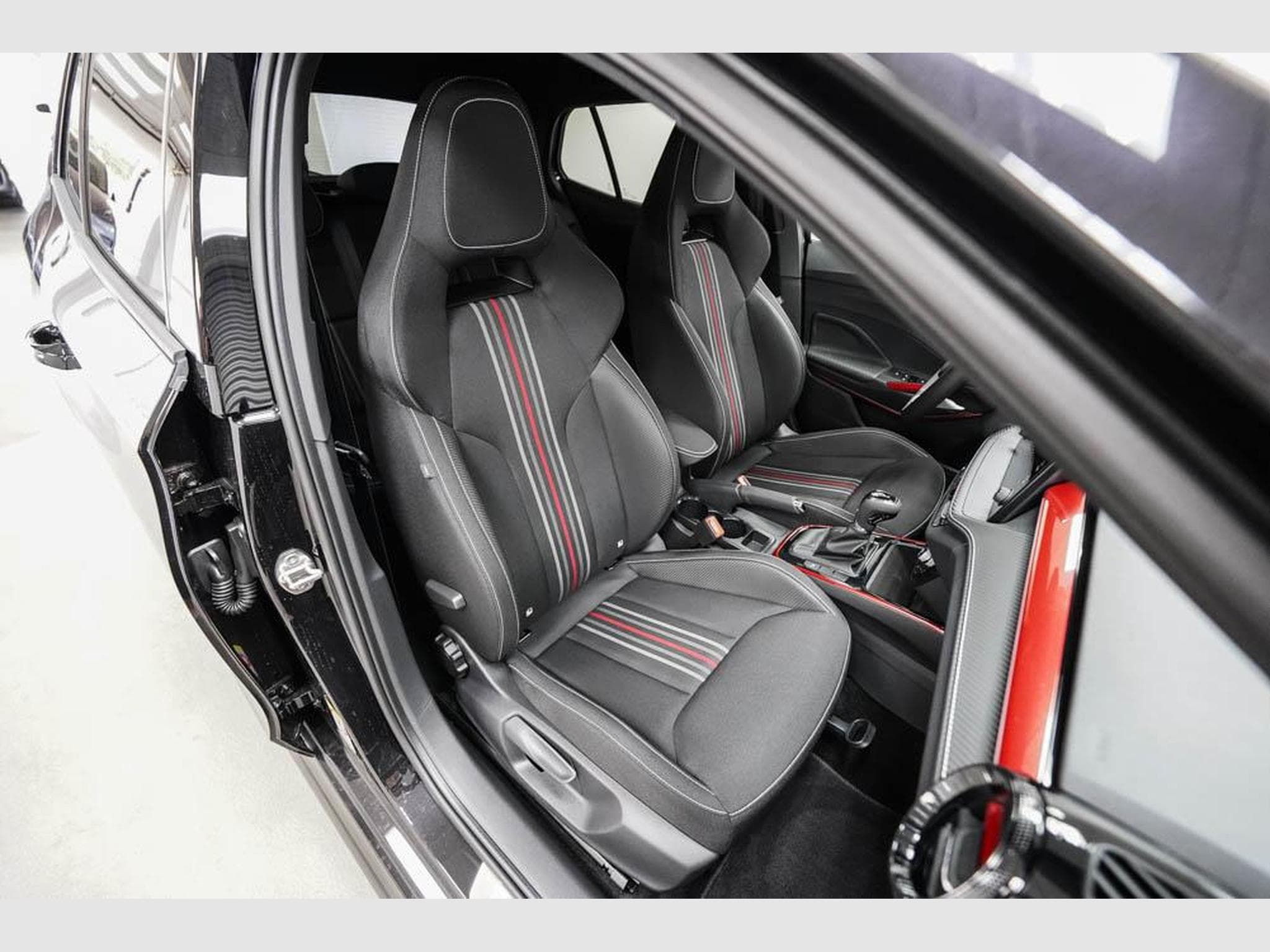 Skoda Fabia 1,0 TSI DSG (2026) - Photo 19