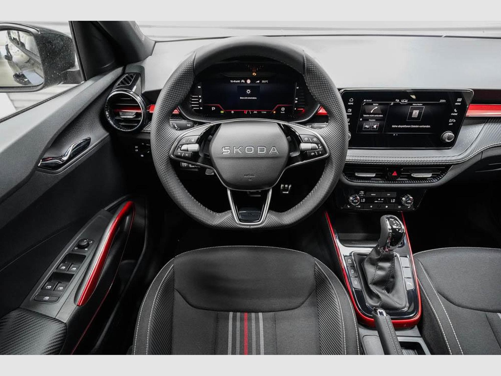 Skoda Fabia 1,0 TSI DSG (2026) - Photo 8