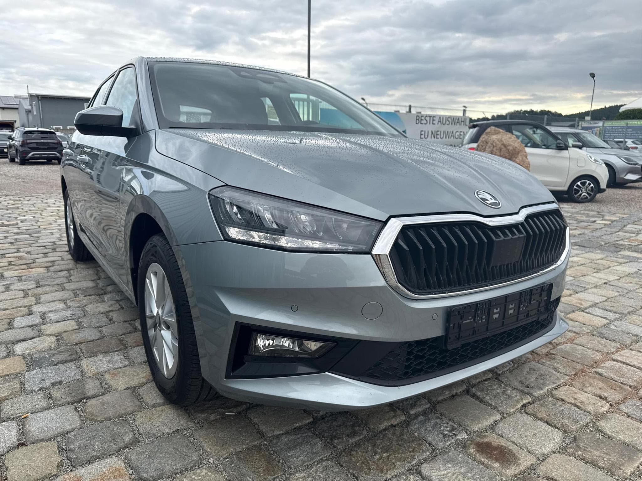 Skoda Fabia 130 Jahre 1.0 (2026) - Photo 3