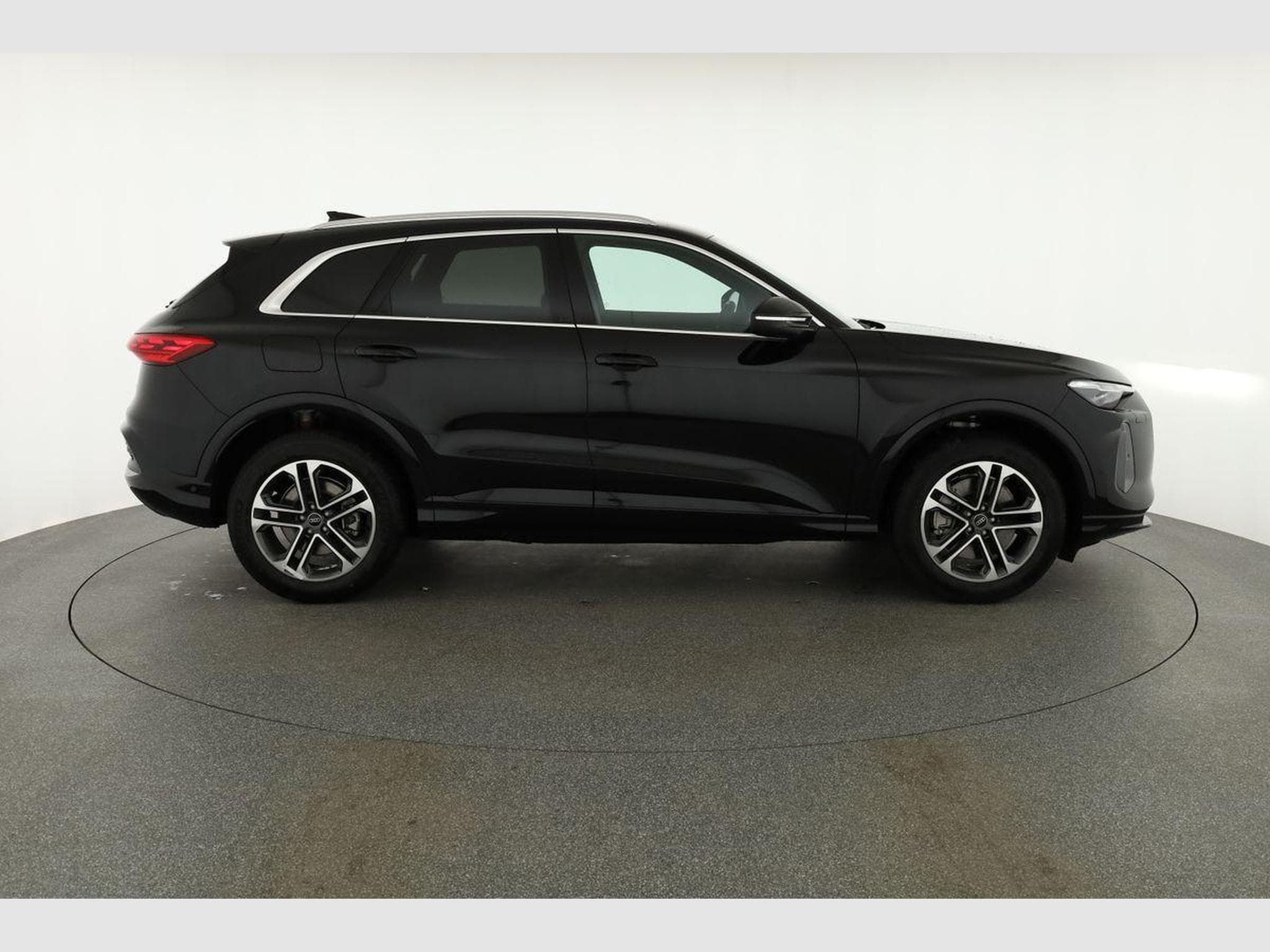 Audi Q5 2.0 TDI quattro 150 kW (2026) - Photo 21