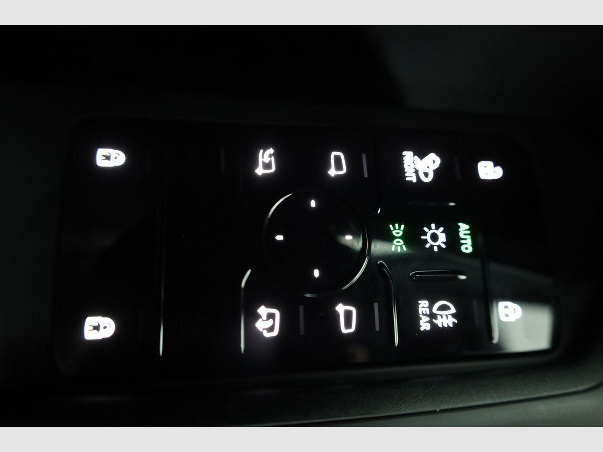 Audi Q5 2.0 TDI quattro 150 kW (2026) - Photo 7