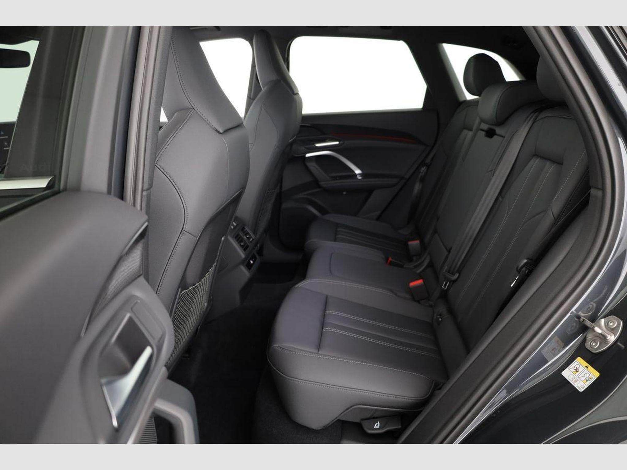 Audi Q5 2.0 TDI quattro 150 kW (2026) - Photo 11