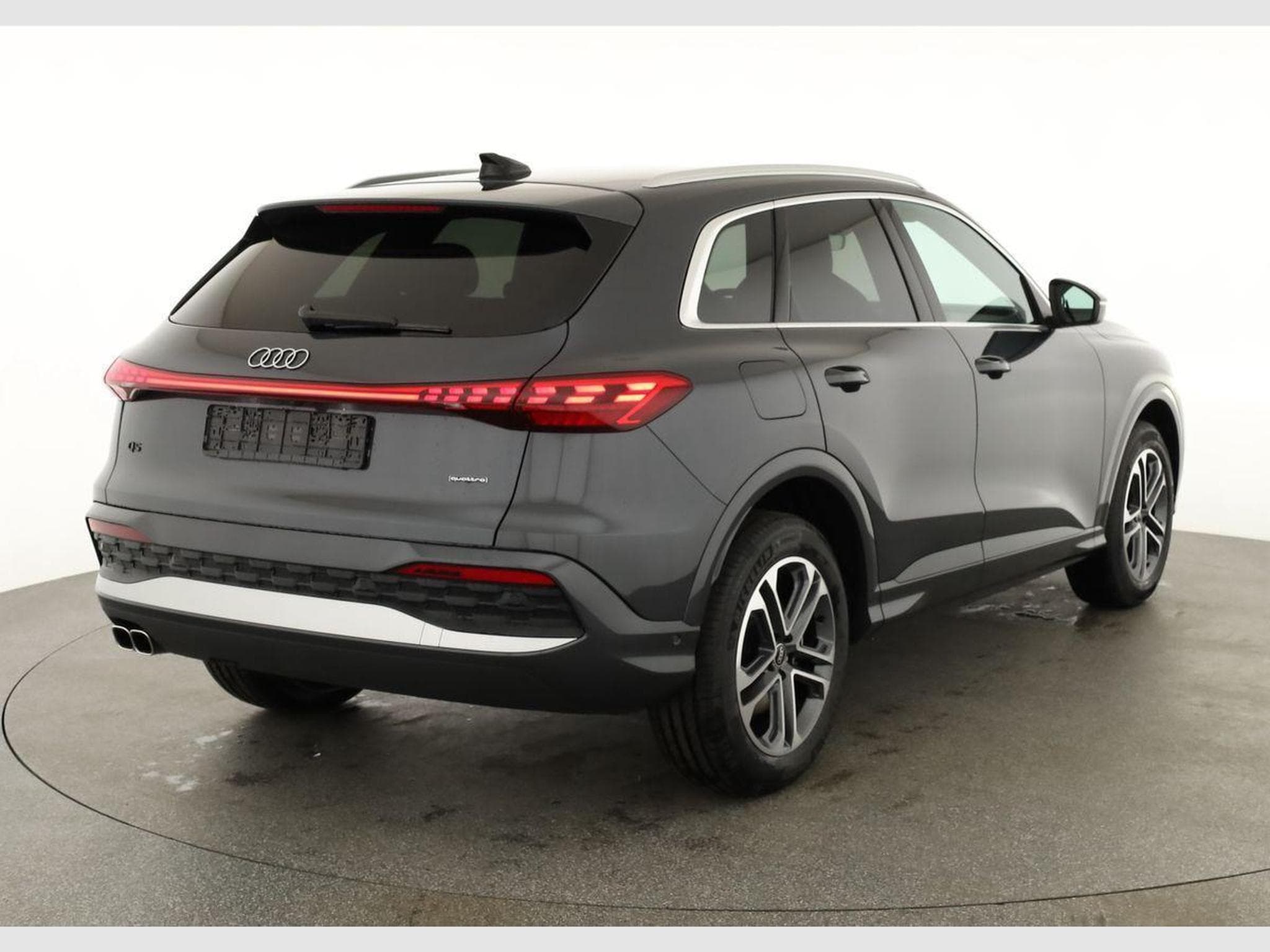 Audi Q5 2.0 TDI quattro 150 kW (2026) - Photo 2