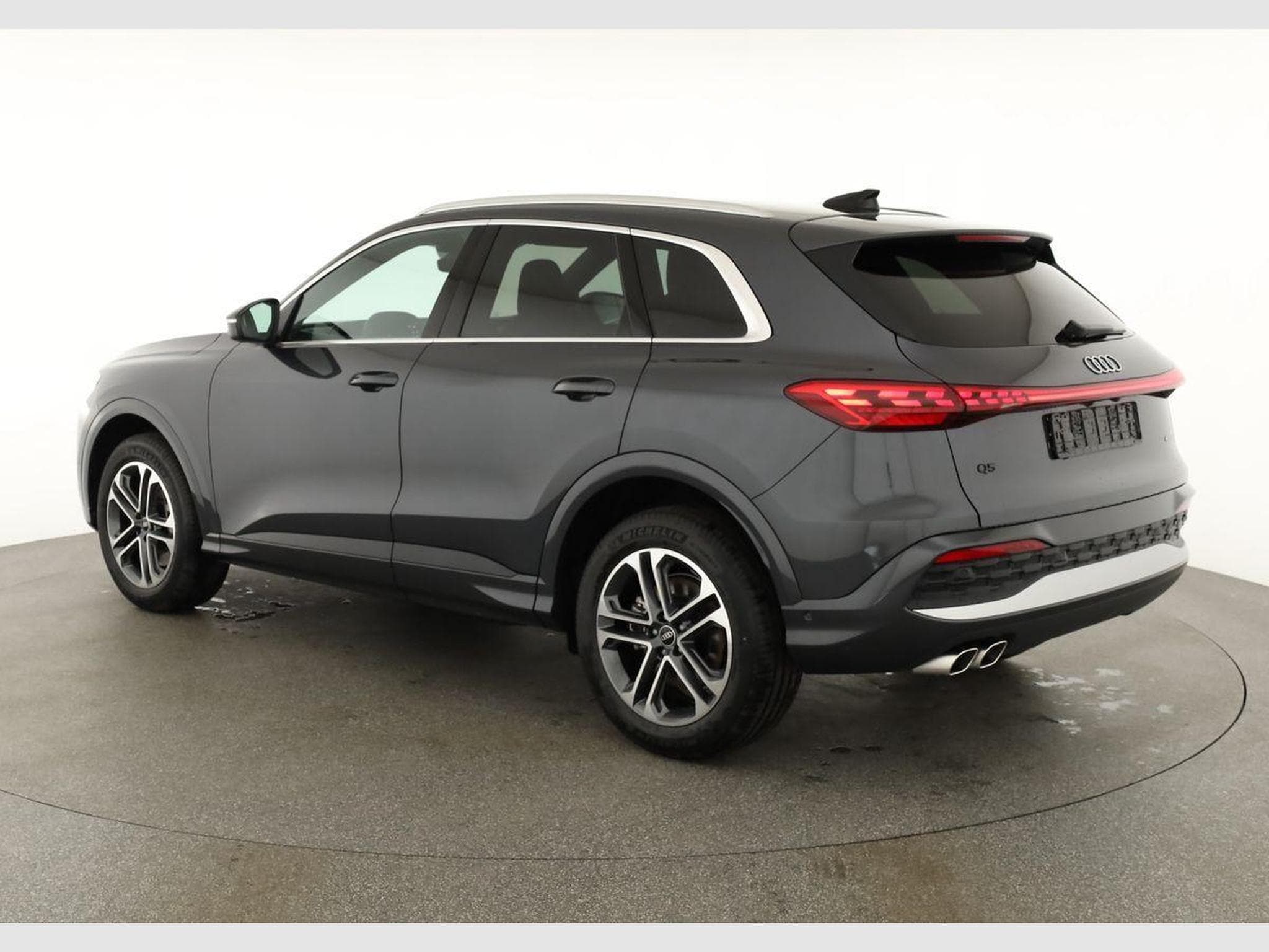 Audi Q5 2.0 TDI quattro 150 kW (2026) - Photo 3