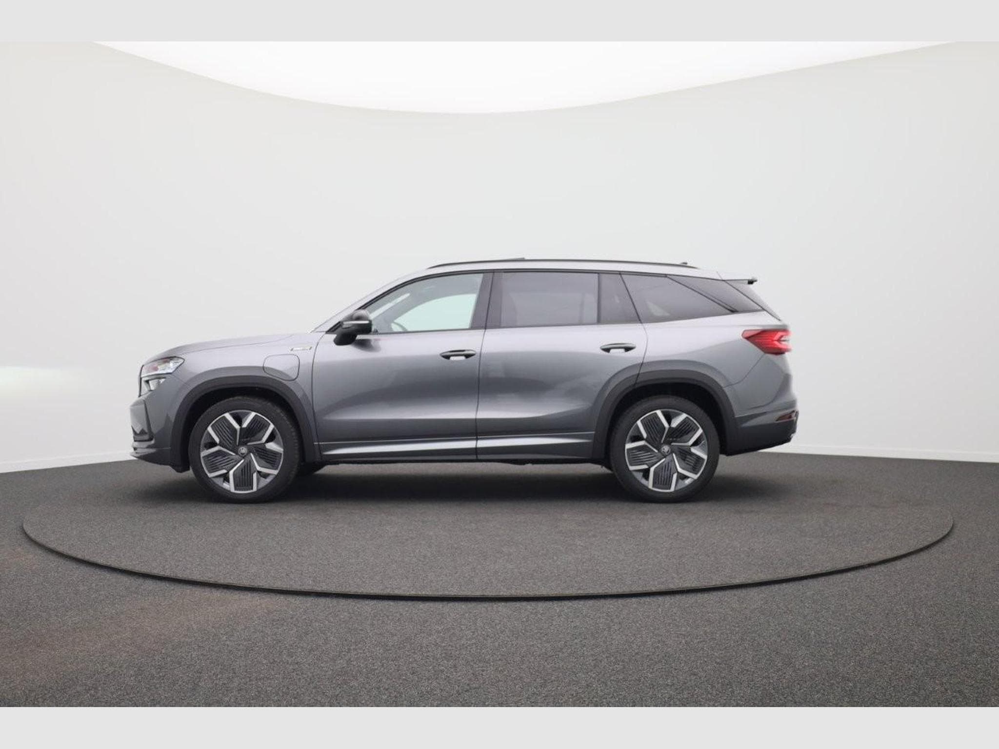 Skoda Kodiaq Sportline 1.5 TSI (2026) - Photo 2