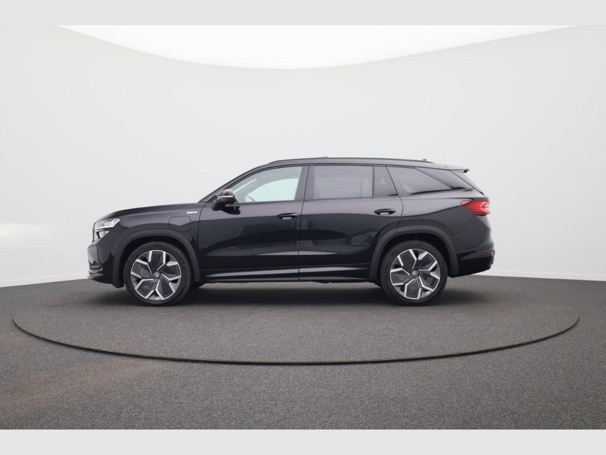 Skoda Kodiaq Sportline 1.5 TSI (2026) - Photo 2