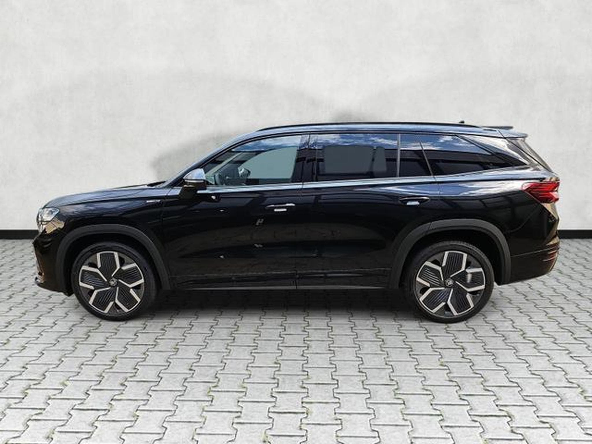 Skoda Kodiaq 2.0 TDI 142kW 4x4 Sportline (2026) - Photo 4