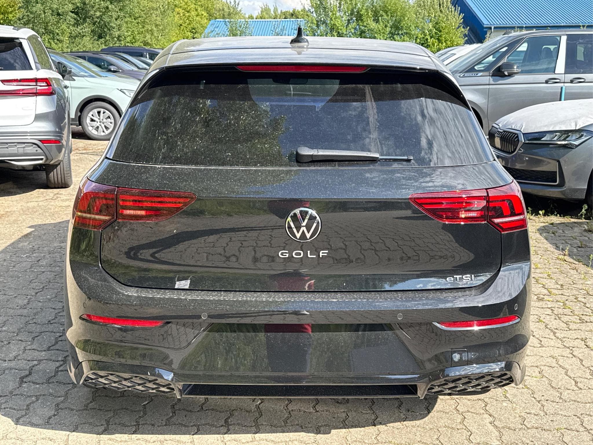 VW Golf R-Line Limited (2026) - Photo 4