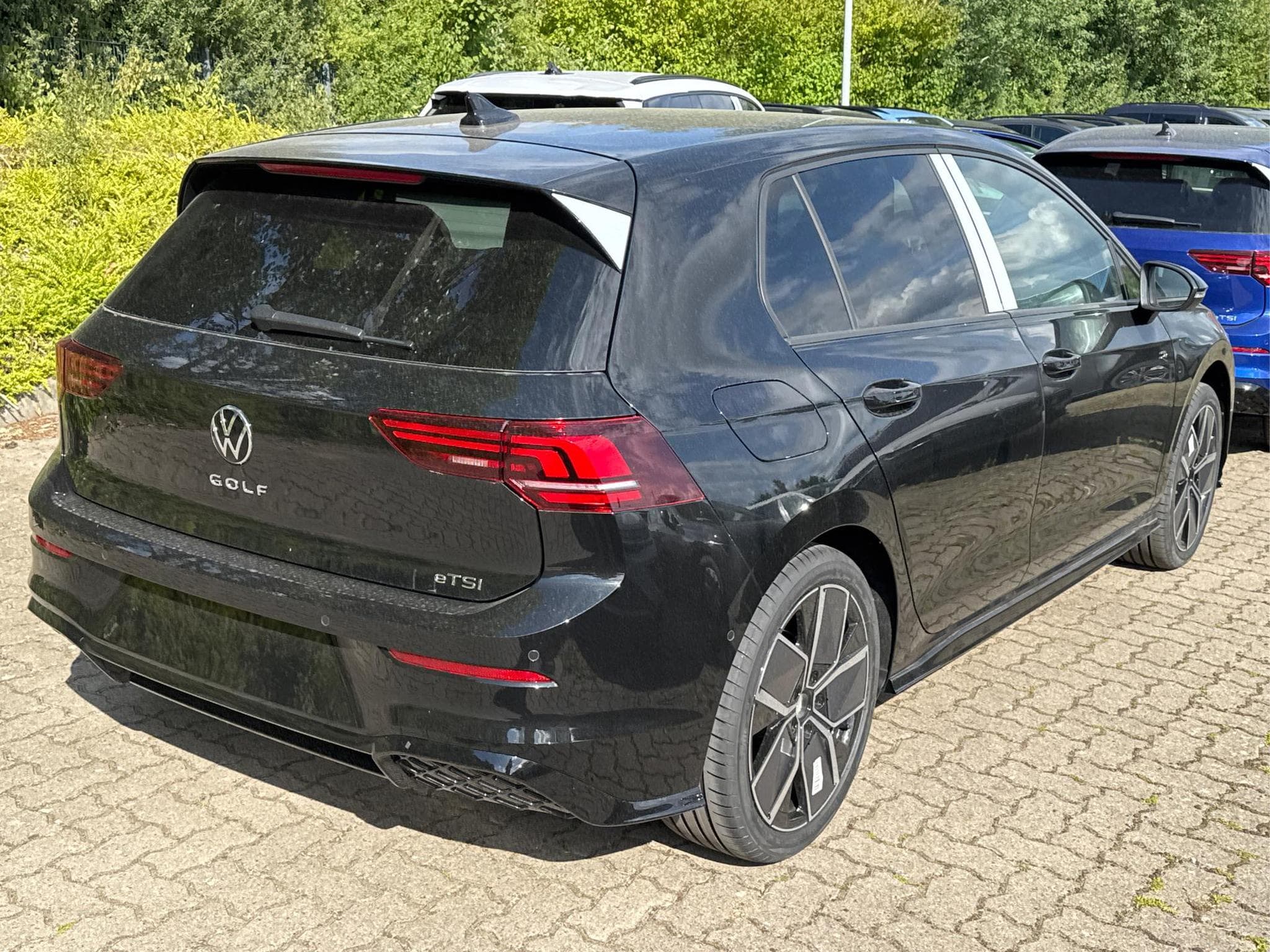 VW Golf R-Line Limited (2026) - Photo 5