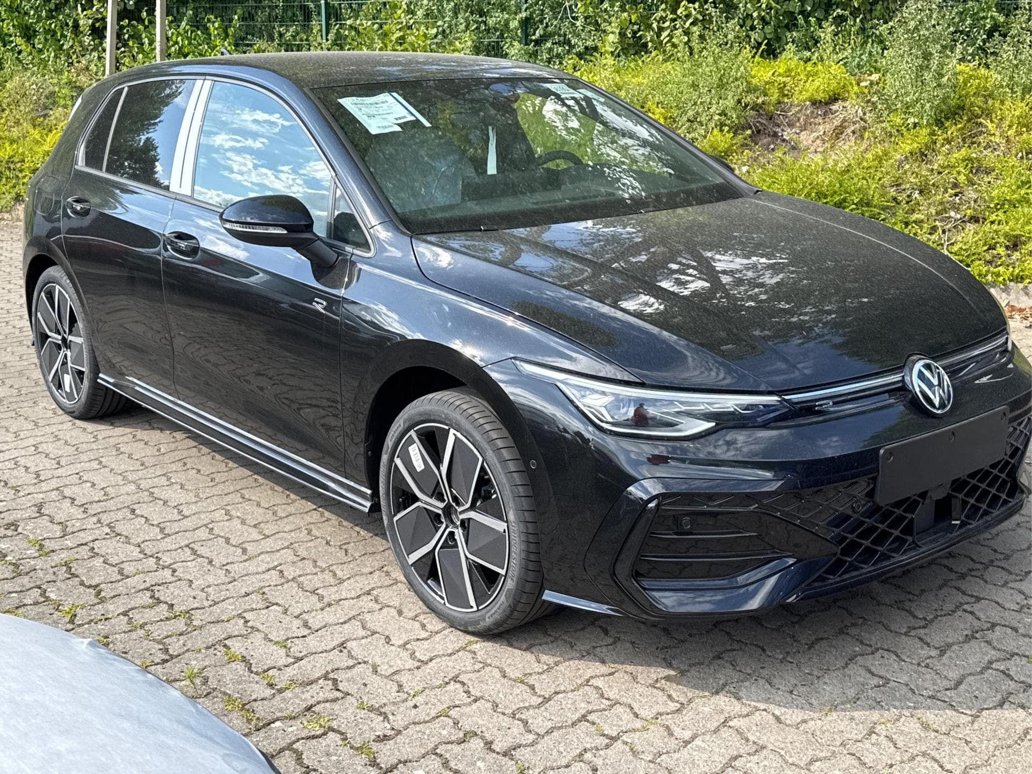 VW Golf R-Line Limited (2026) - Photo 7