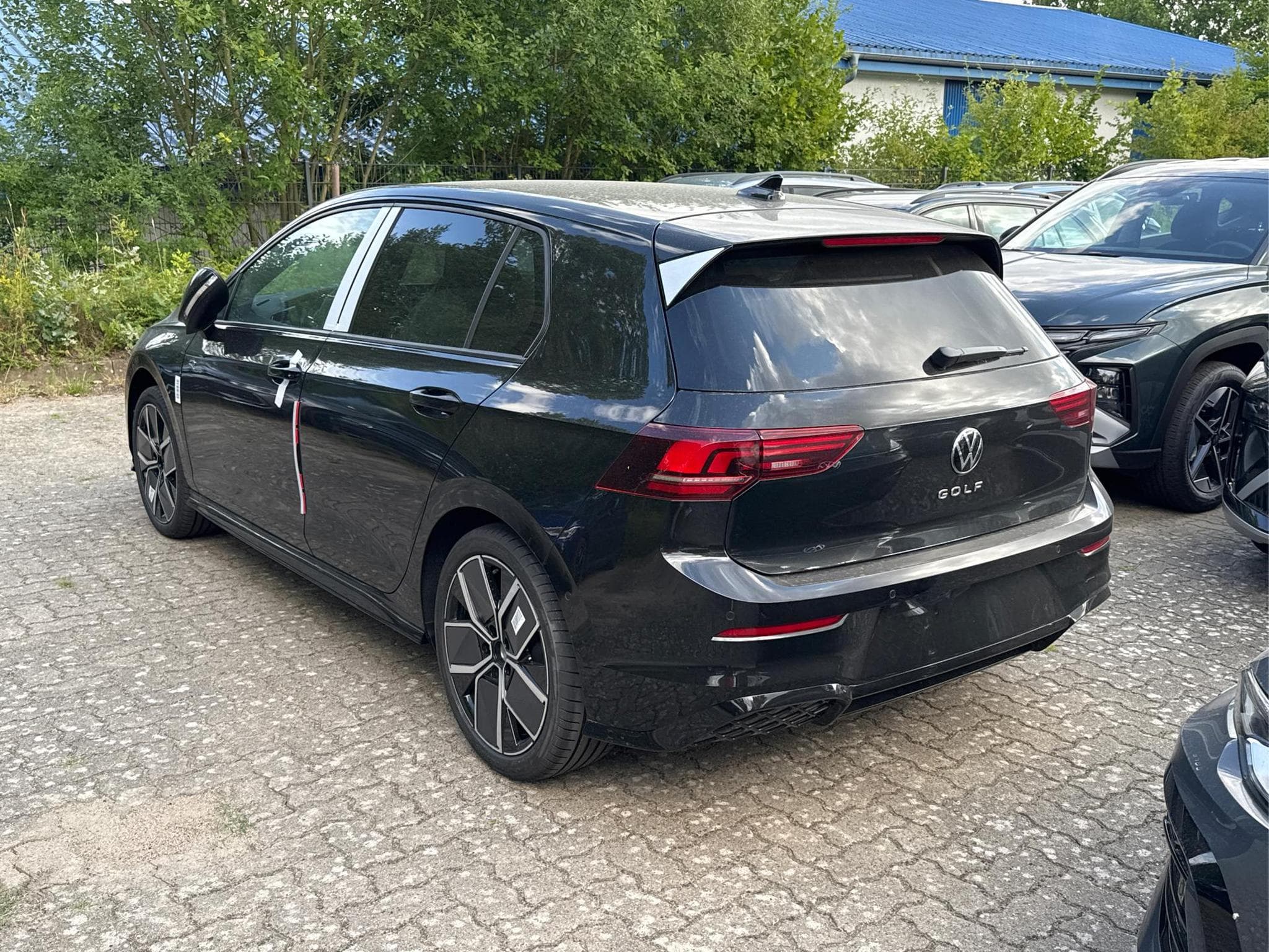 VW Golf R-Line Limited (2026) - Photo 3