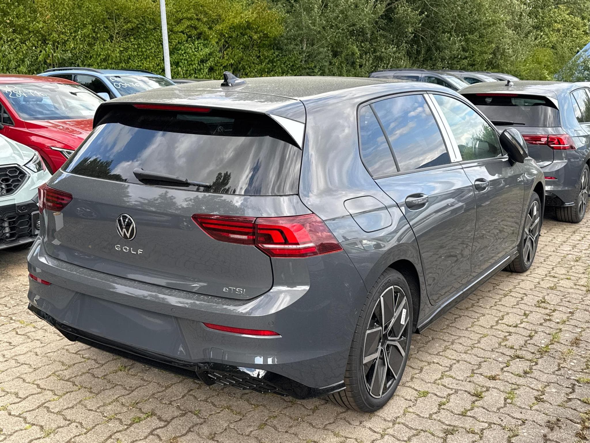 VW Golf R-Line Limited (2026) - Photo 5