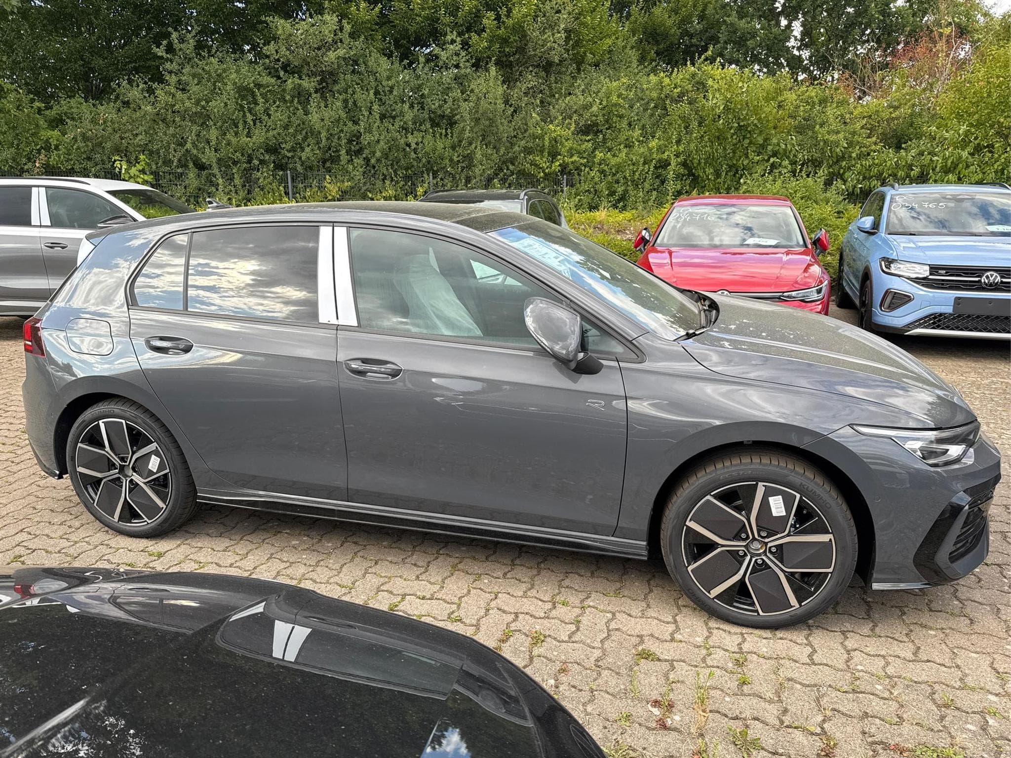 VW Golf R-Line Limited (2026) - Photo 6