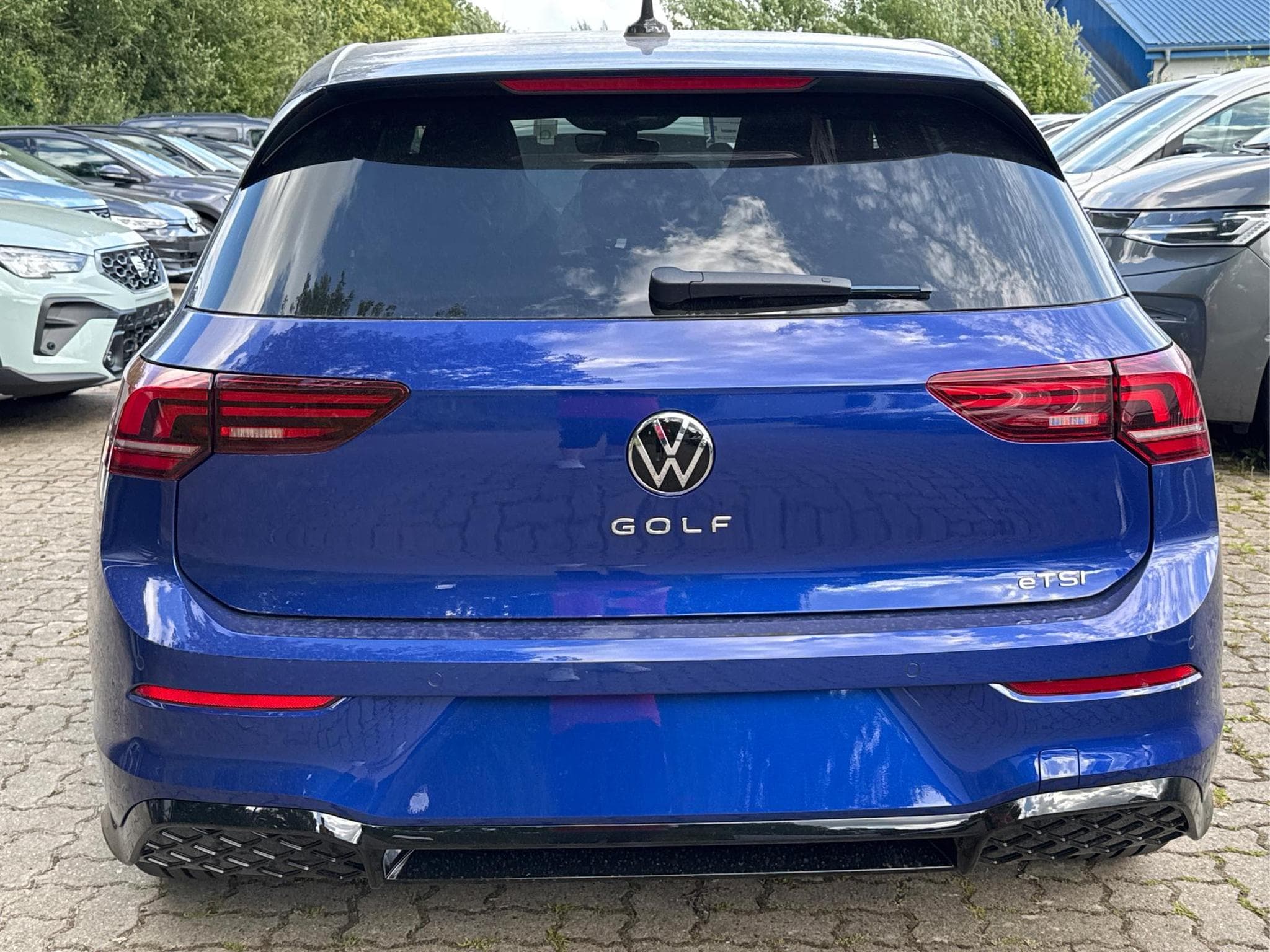 VW Golf R-Line Limited (2026) - Photo 3