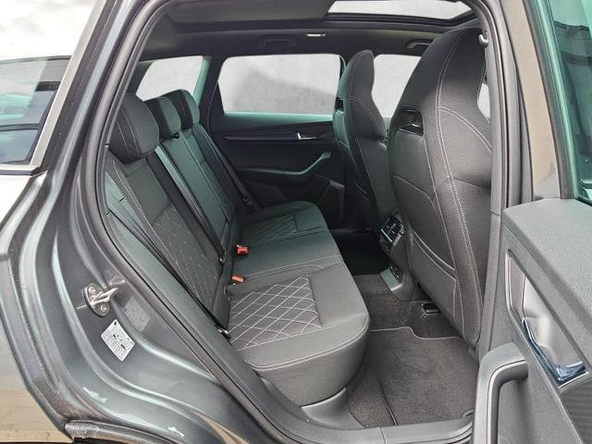 Skoda Karoq Sportline (2026) - Photo 13