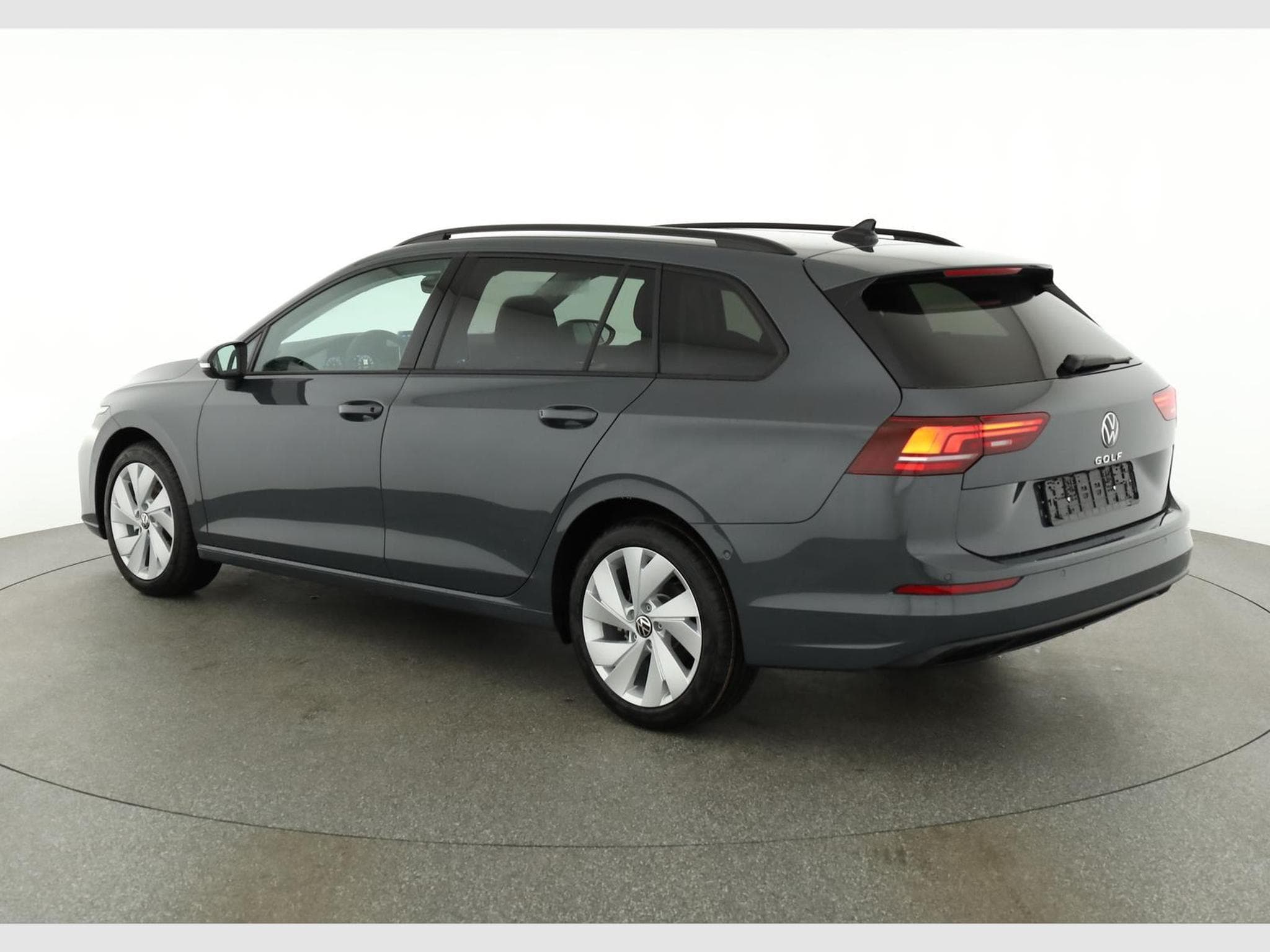 VW Golf Variant 1.5 TSI 110 kW (2026) - Photo 3
