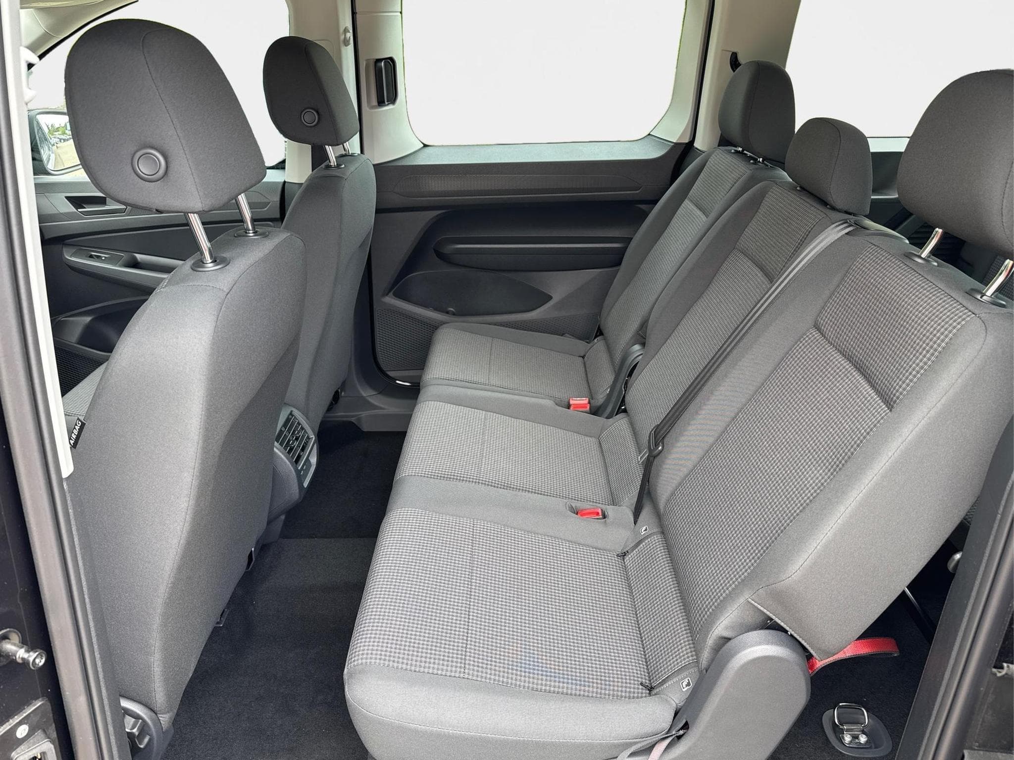 VW Caddy Caddy Maxi (2026) - Foto 14