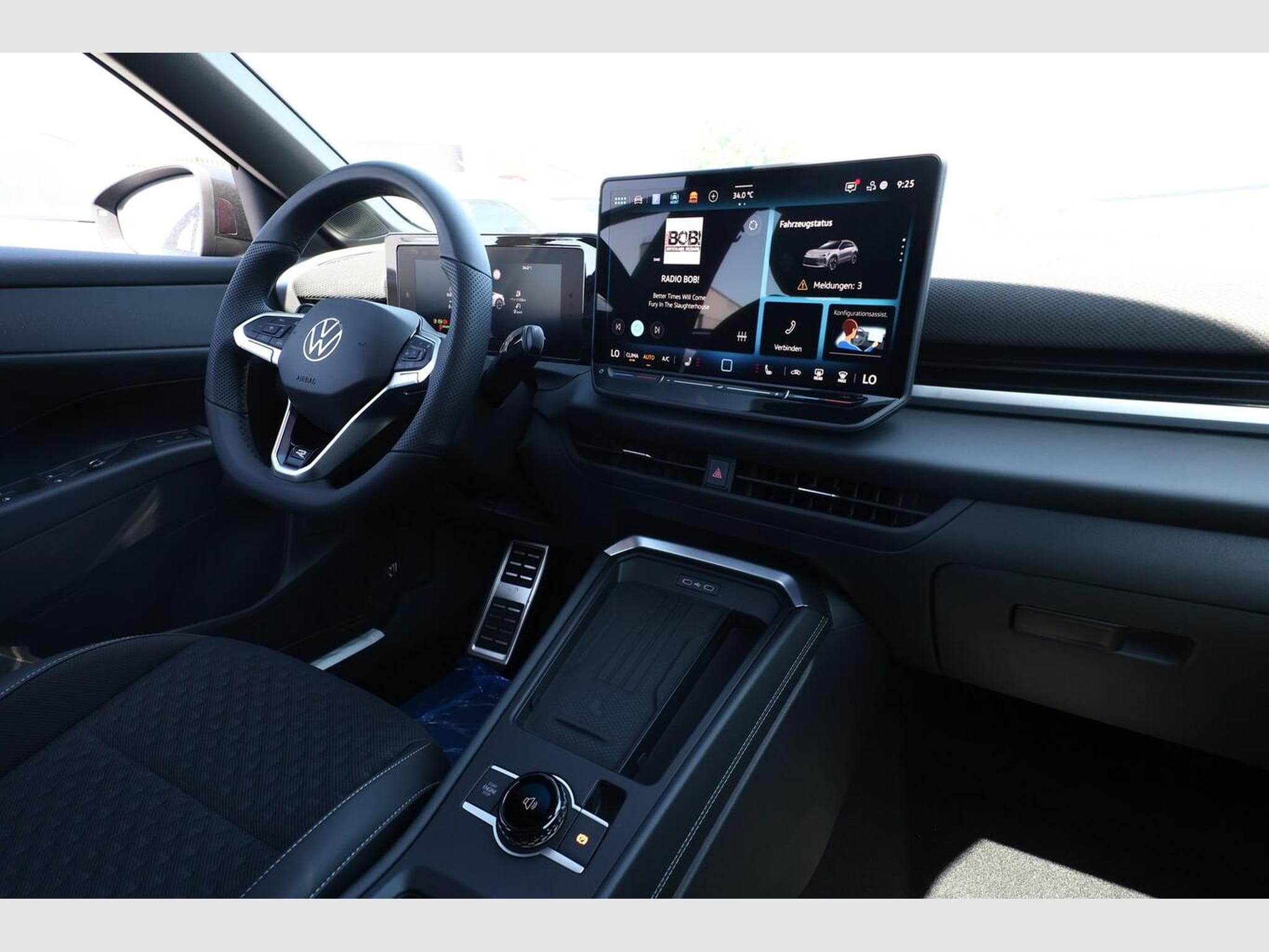 VW T-Roc R-Line (2026) - Photo 9