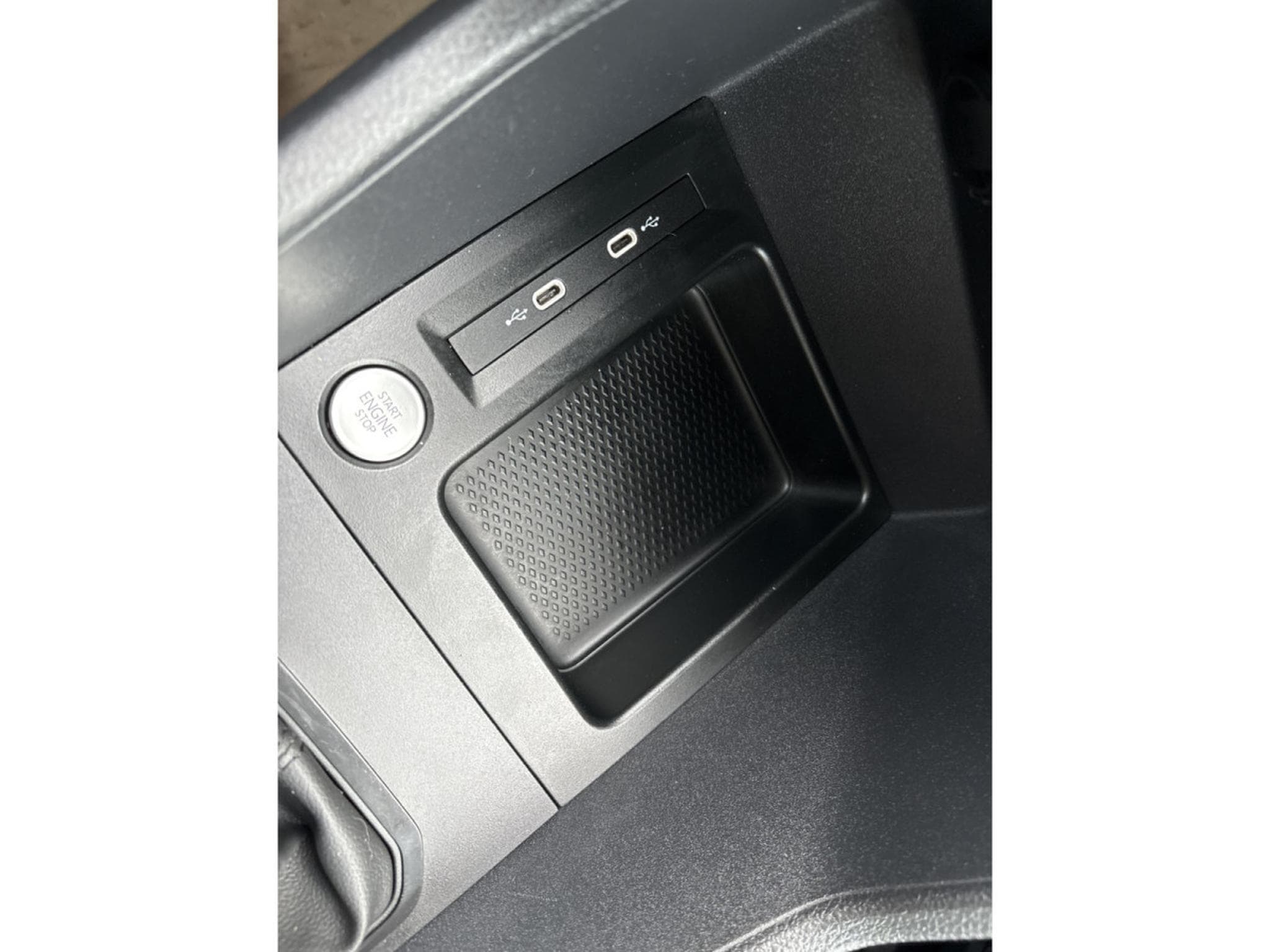 VW Caddy 1.5 TSI 114 CV 7 PLACES * GARANTIE 36 MOIS * (2023) - Photo 18