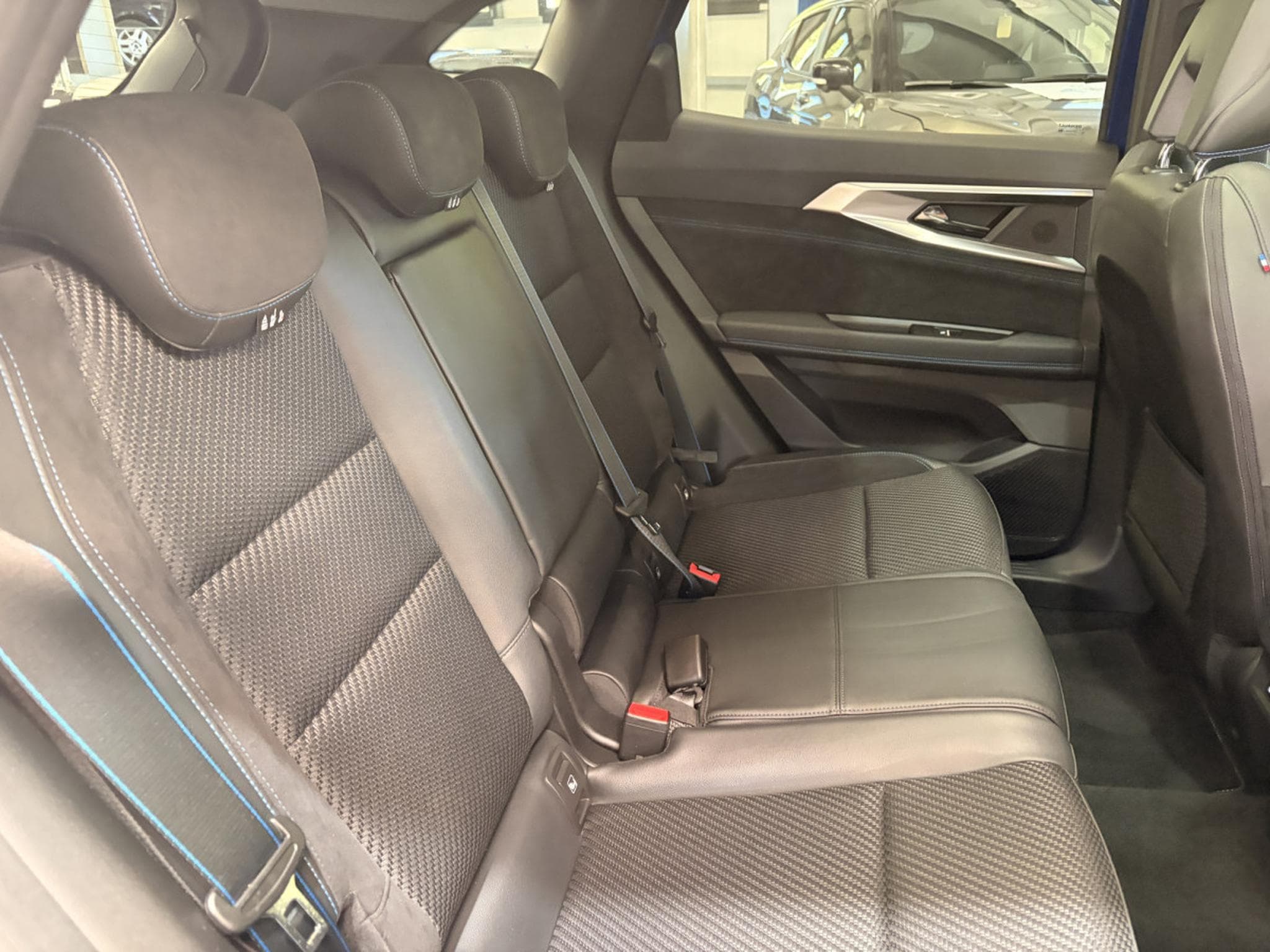 Renault Austral 1.3 TCe EDC Esprit Alpine 158HP (2023) - Photo 12
