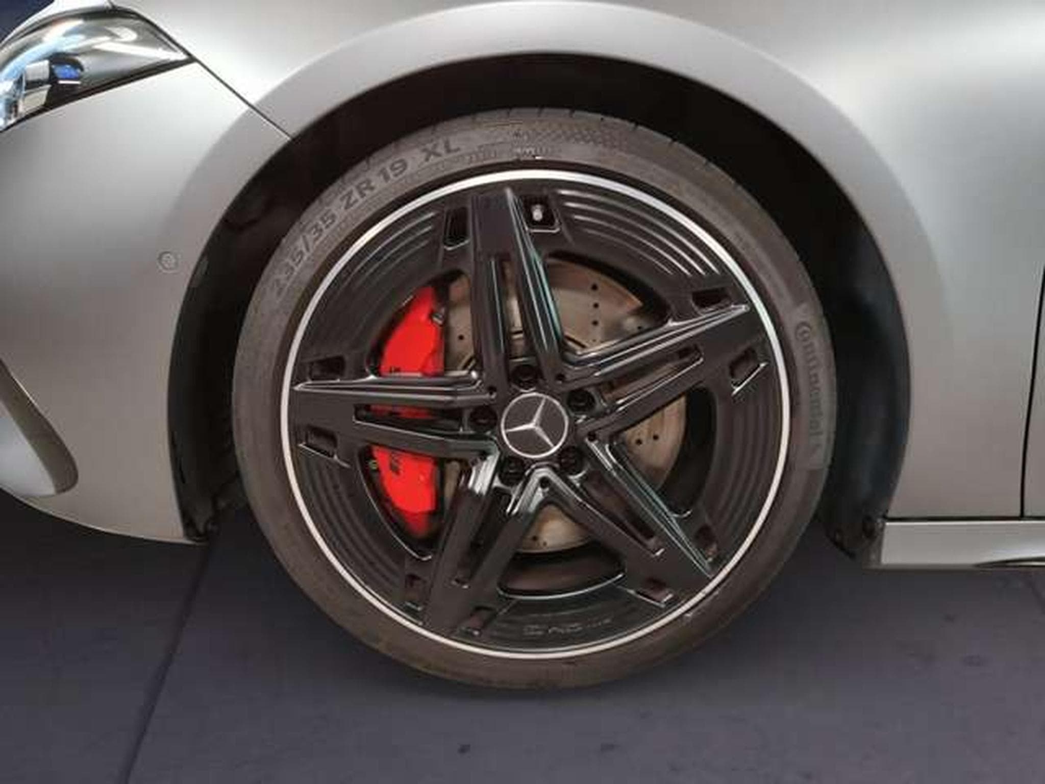Mercedes Autres A 35 AMG (2024) - Photo 6