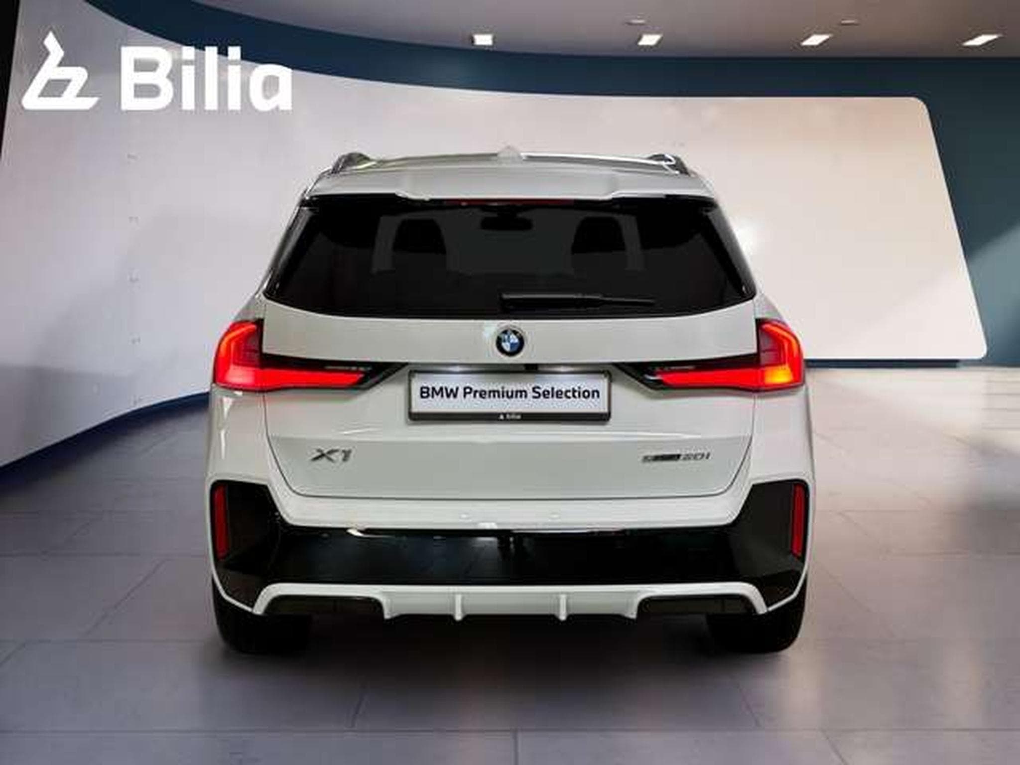 BMW X1 sDrive20i M Sportpaket HK HiFi DAB LED Shz (2026) - Photo 3