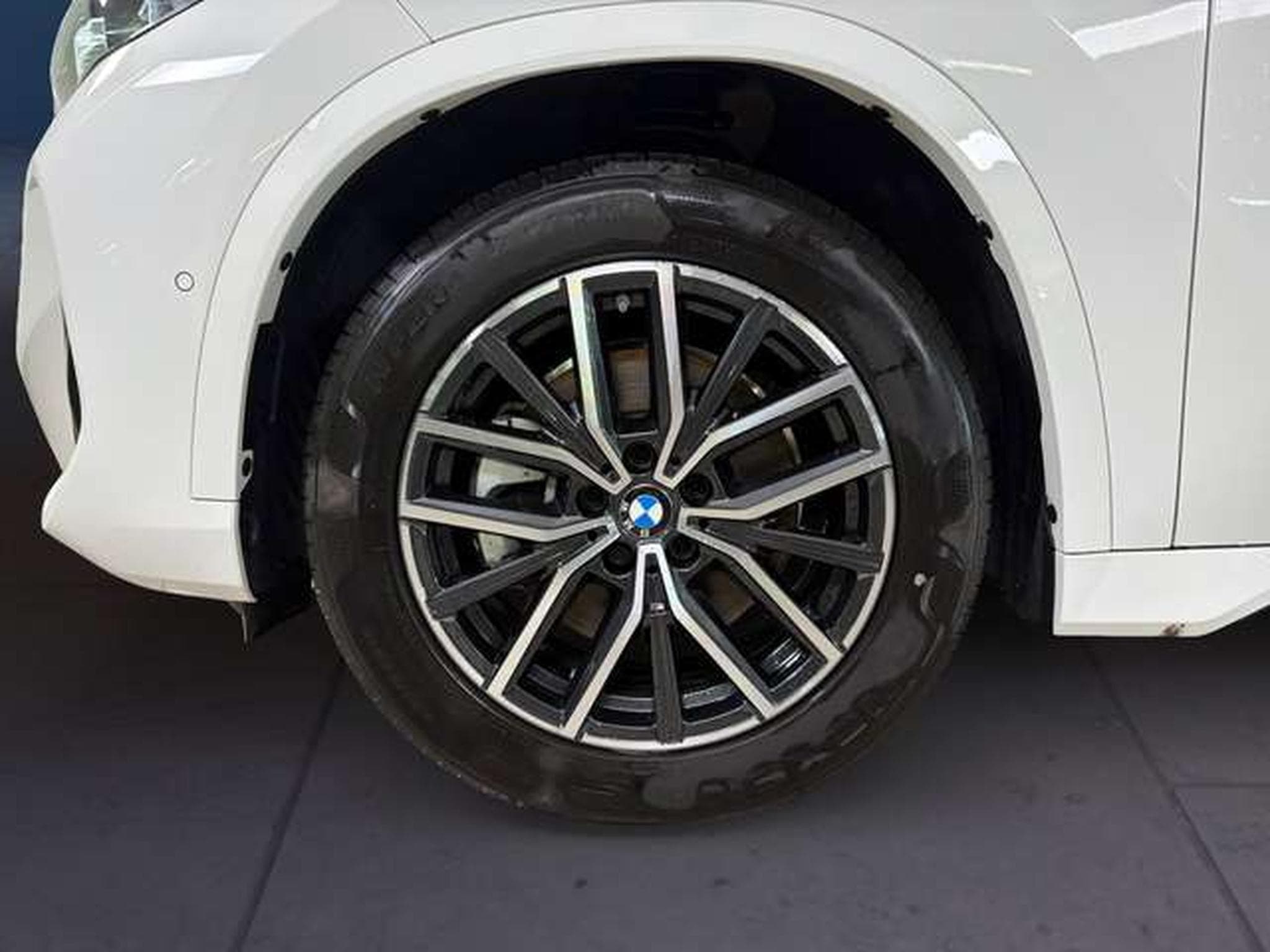 BMW X1 sDrive20i M Sportpaket HK HiFi DAB LED Shz (2026) - Photo 7