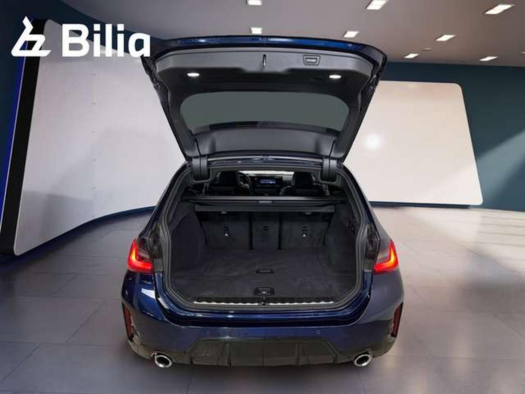 BMW 330 d xDrive M Sportpaket Head-Up HK HiFi DAB (2025) - Photo 10