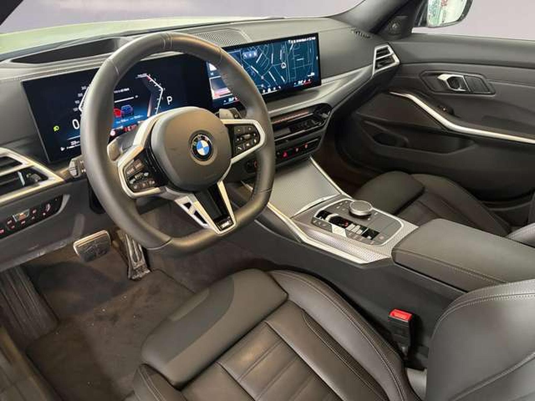 BMW 330 d xDrive M Sportpaket Head-Up HK HiFi DAB (2025) - Photo 5