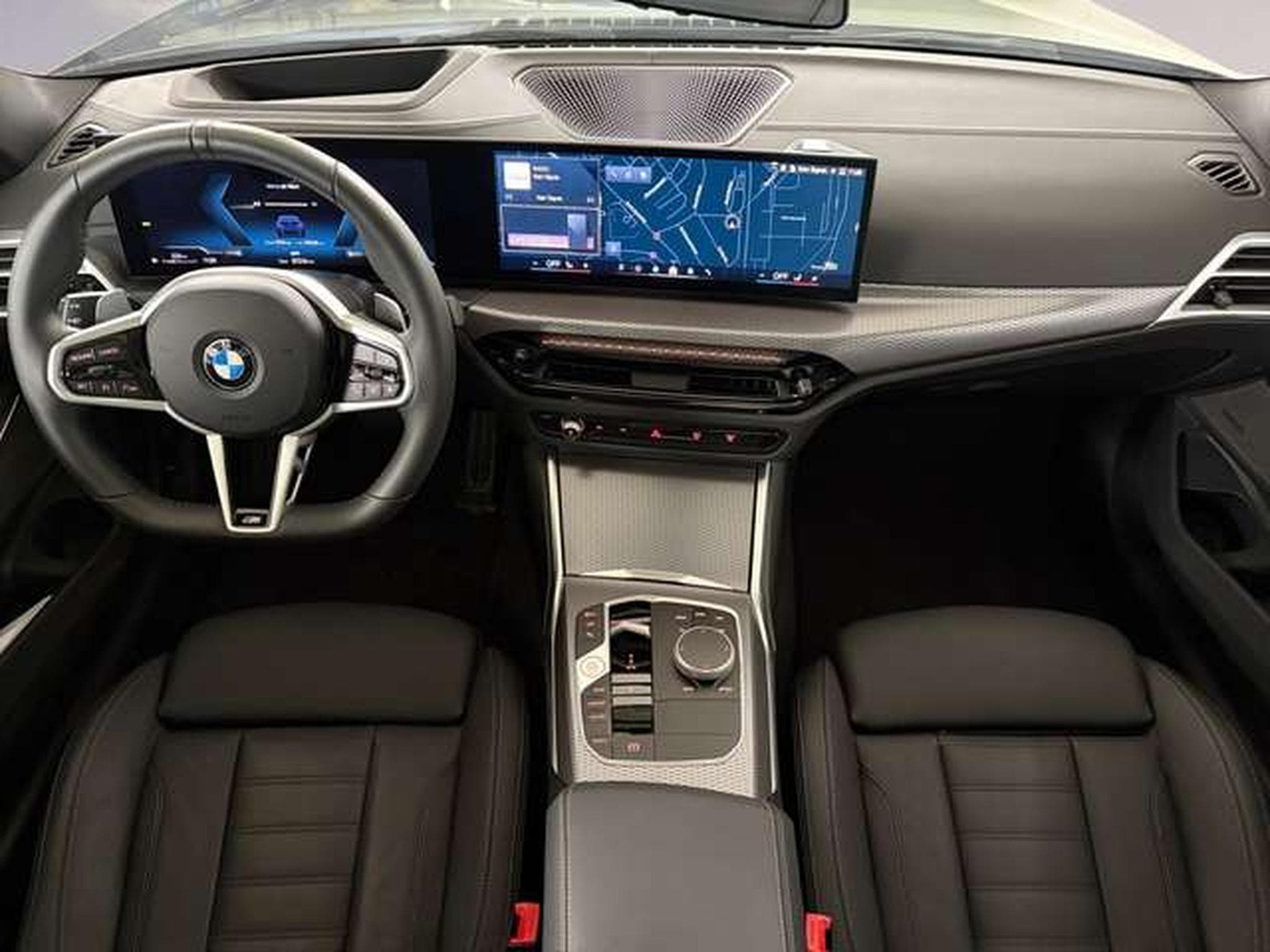 BMW 330 d xDrive M Sportpaket Head-Up HK HiFi DAB (2025) - Photo 6