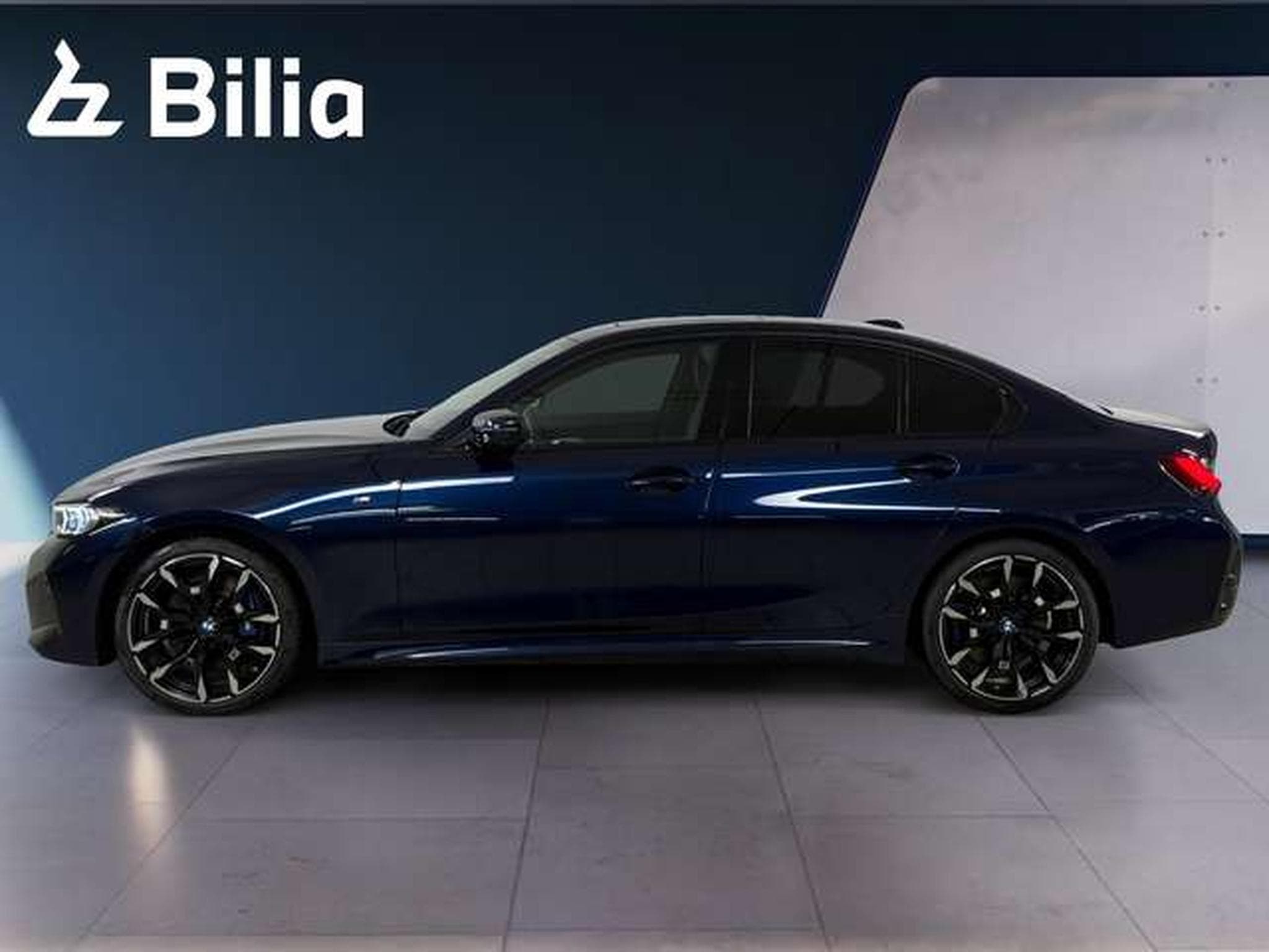 BMW 330 d xDrive (2025) - Photo 12