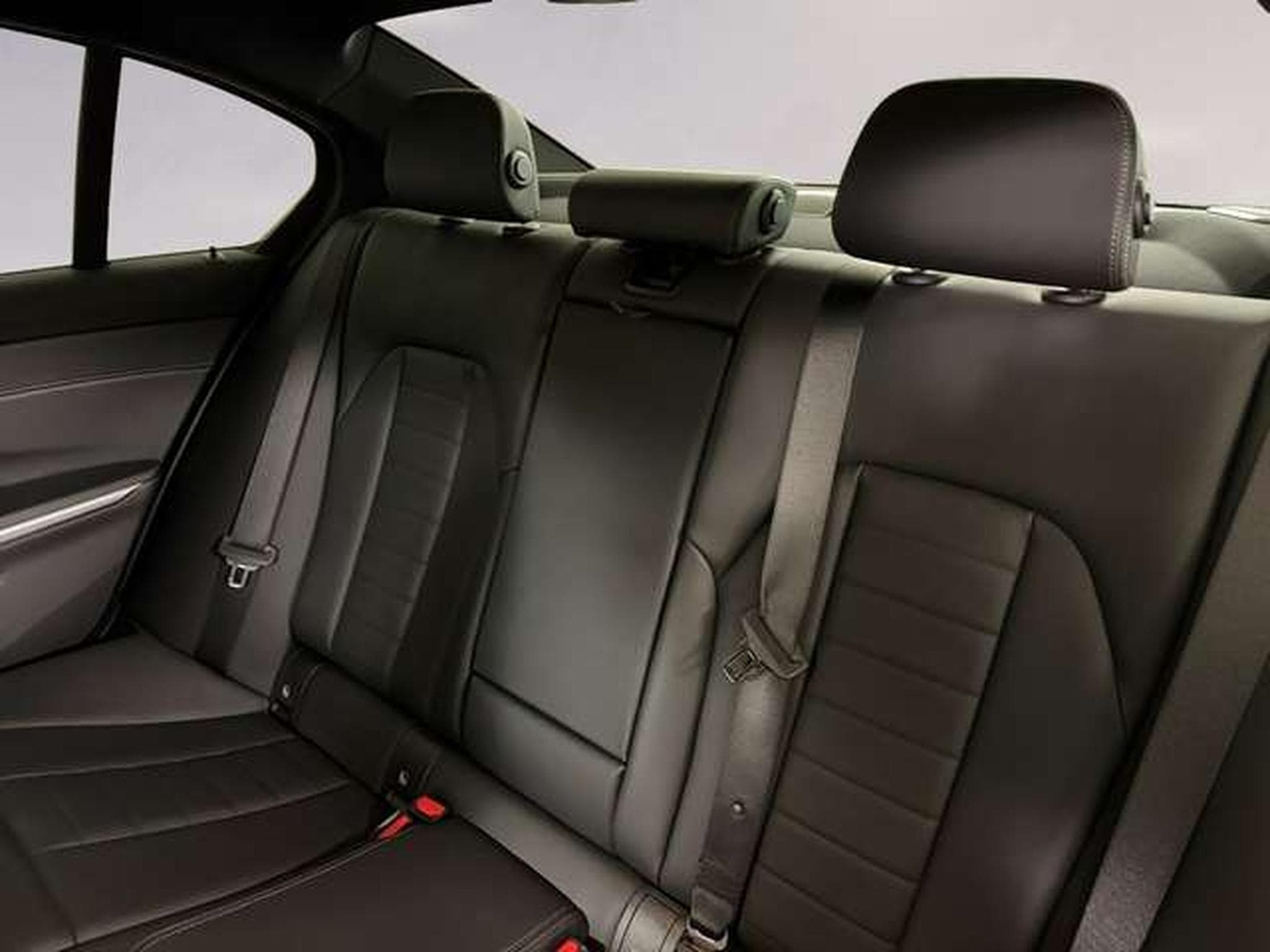 BMW 330 d xDrive (2025) - Photo 9