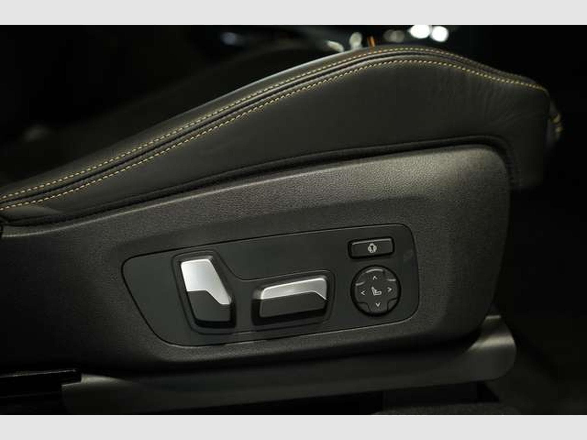 BMW X3M Competition 2H *21 *Pano*HUD*Schale*H&K (2022) - Photo 17