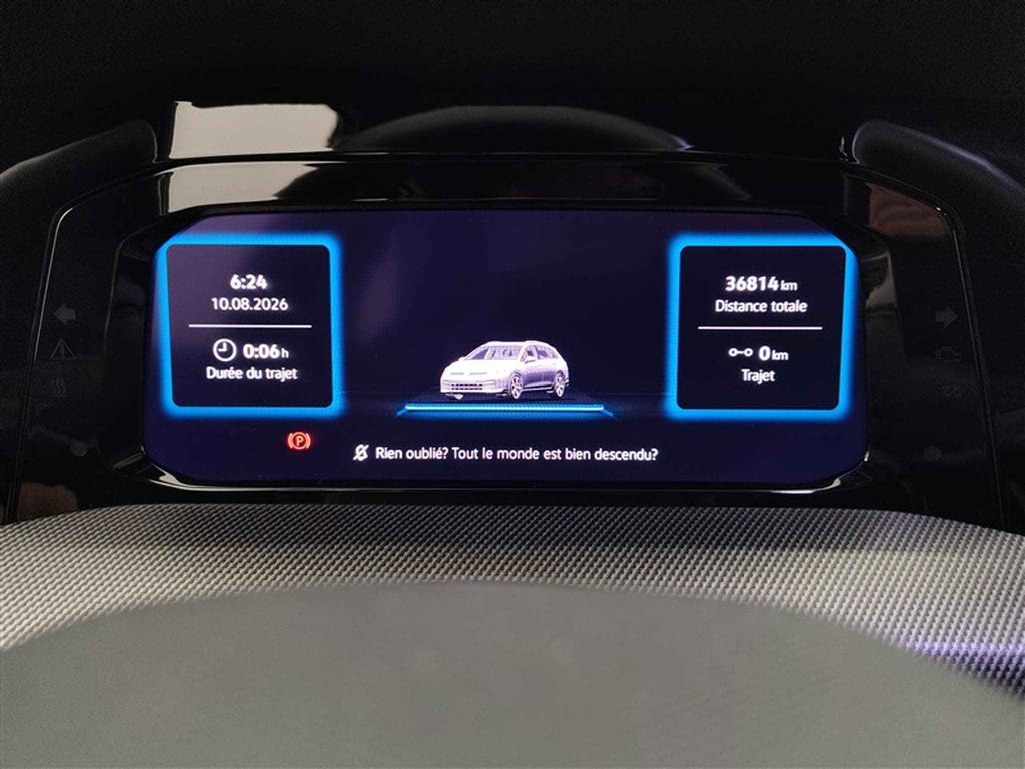 VW Golf 1.5 eTSI 150cv R-Line CARPLAY / FULL LED / CAMERA / JA 17" (2025) - Photo 10